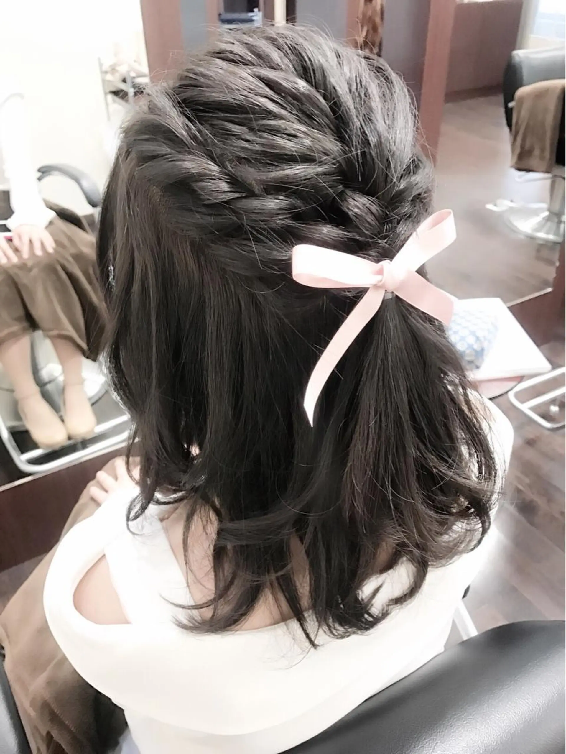 ミディアム ヘアアレンジ 沢田 瞳のヘアスタイル