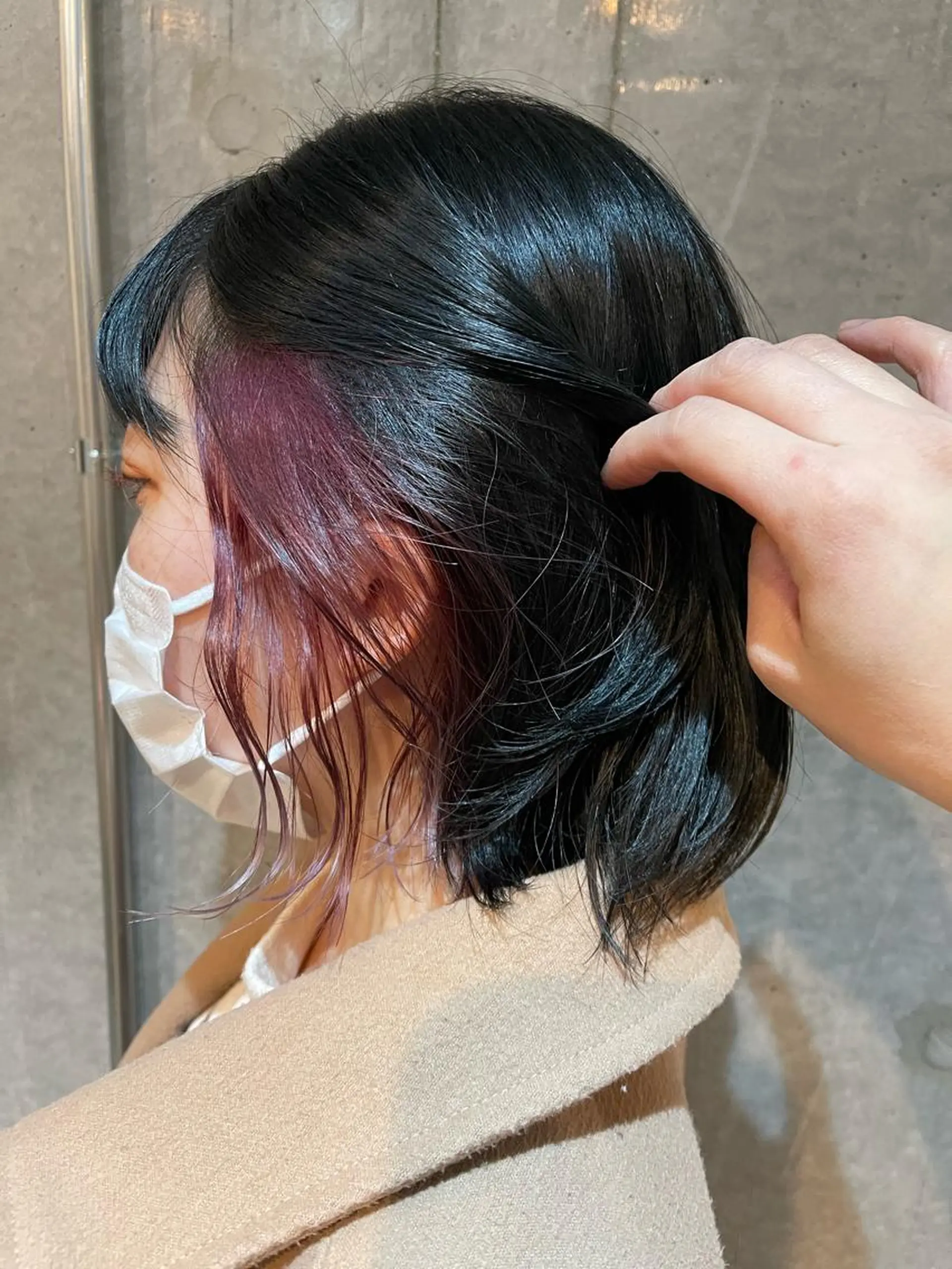 ショート カラー ブリーチ ボブ/インナーカラー ショート/佐野祥子のヘアスタイル