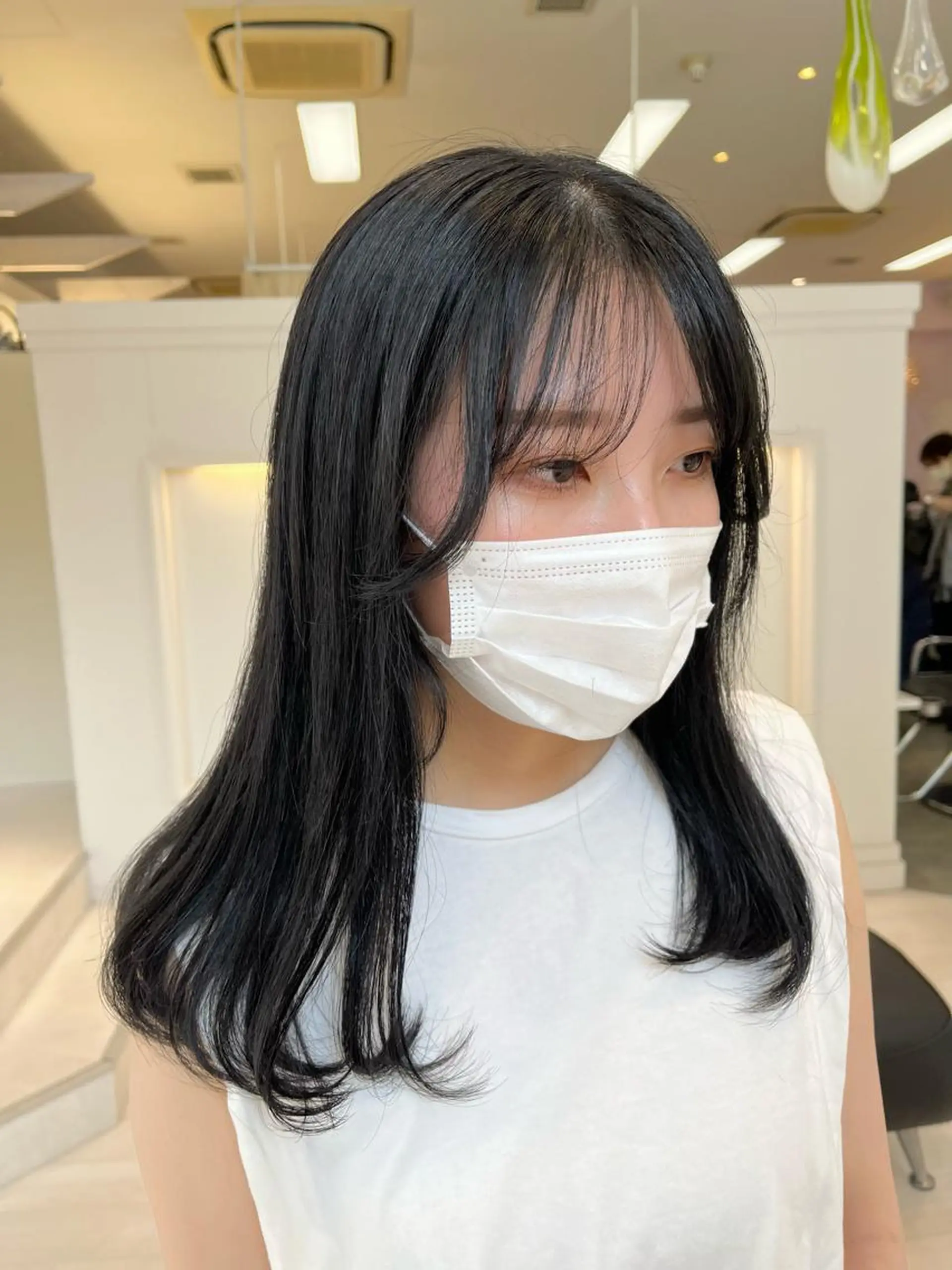 セミロング カラー カット ヘアカラー GOODDAY ヘアサロンのヘアスタイル