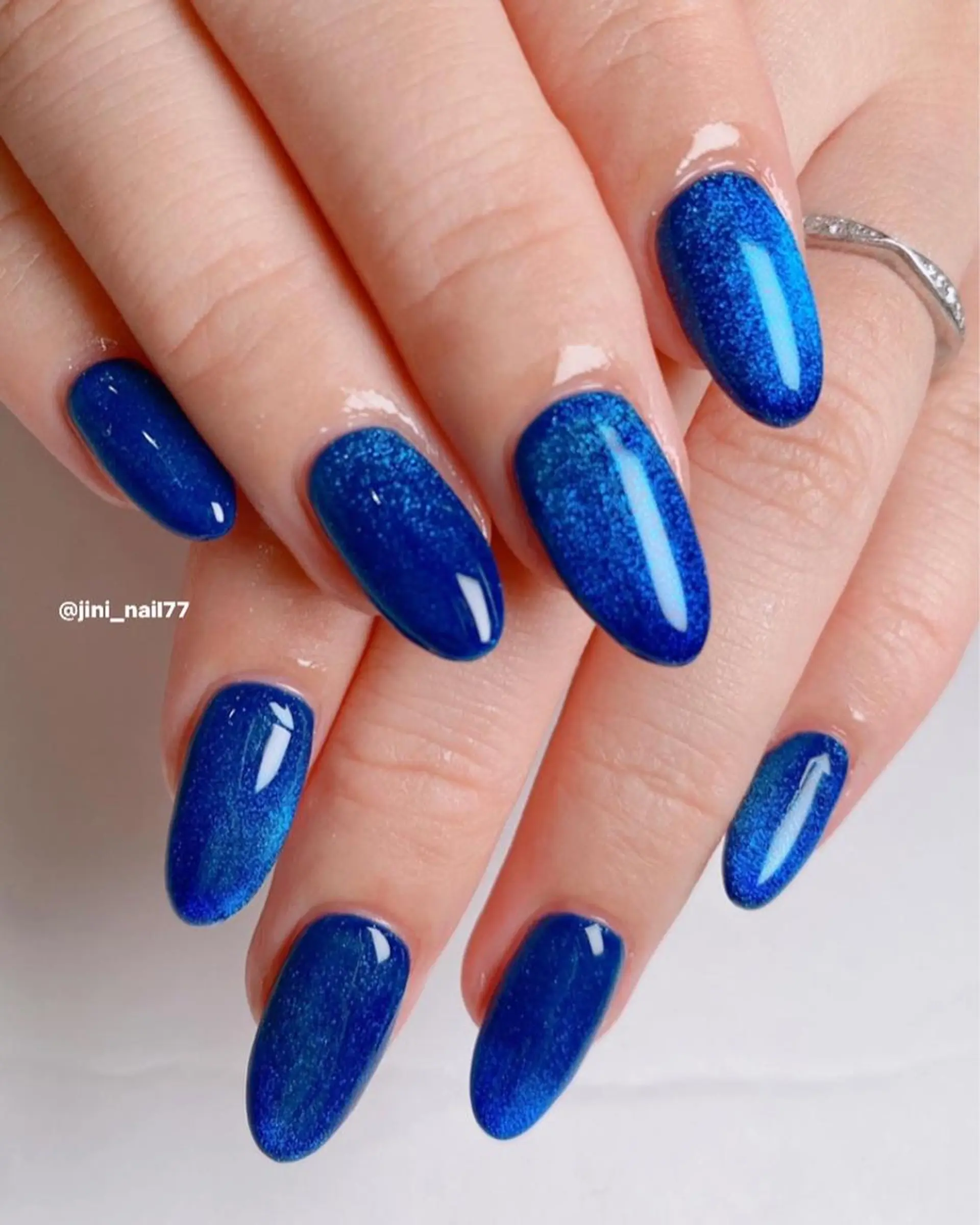 ネイル JINI NAIL所属・ジニ ネイルのネイルデザイン