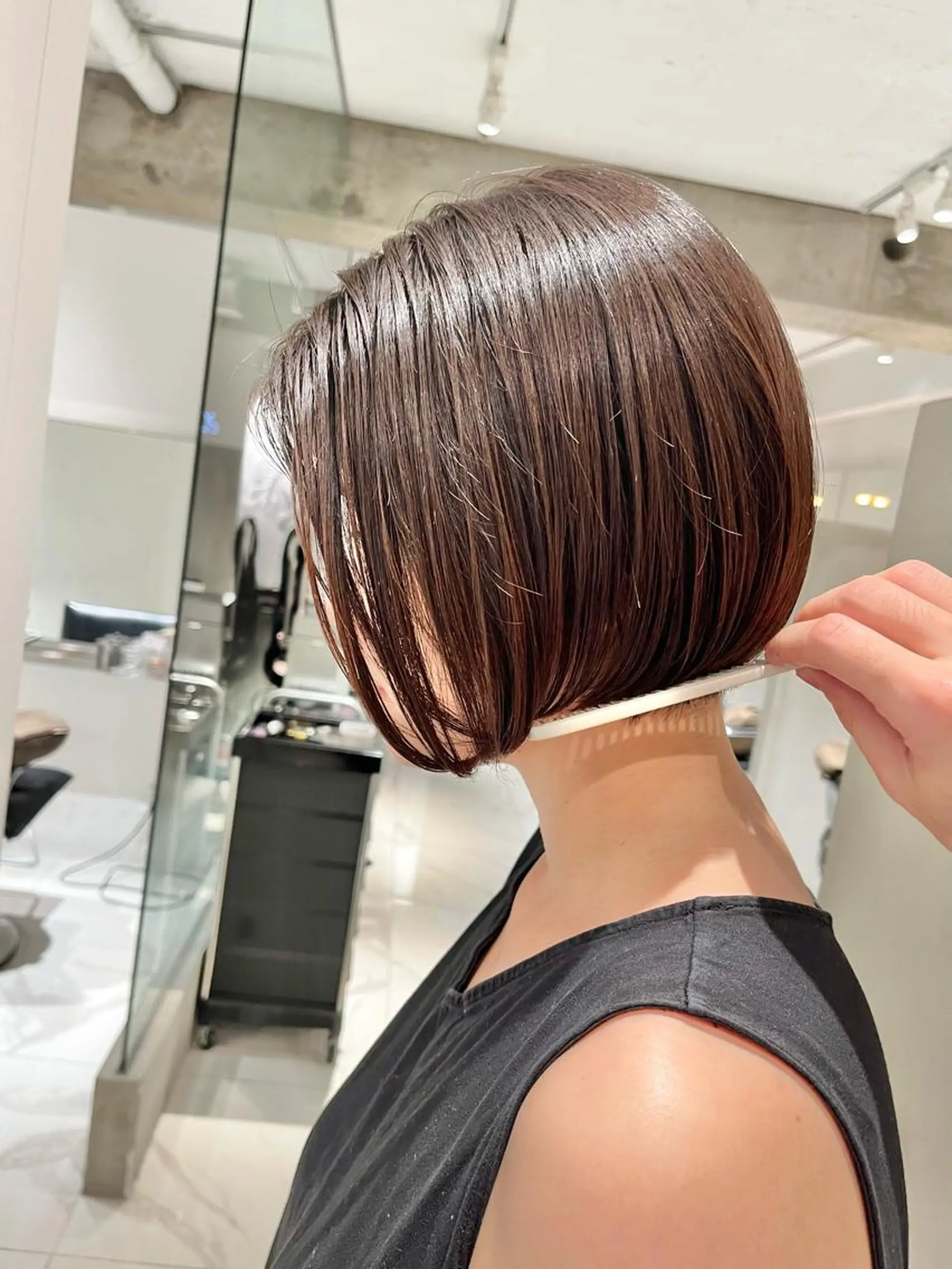 ショート カラー ヘアアレンジ 切りっぱなしボブ ボブ マユクリア池袋東口店所属・メンズ眉毛サロン⚪️ マユクリア池袋東口店の眉毛・アイブロウイメージ