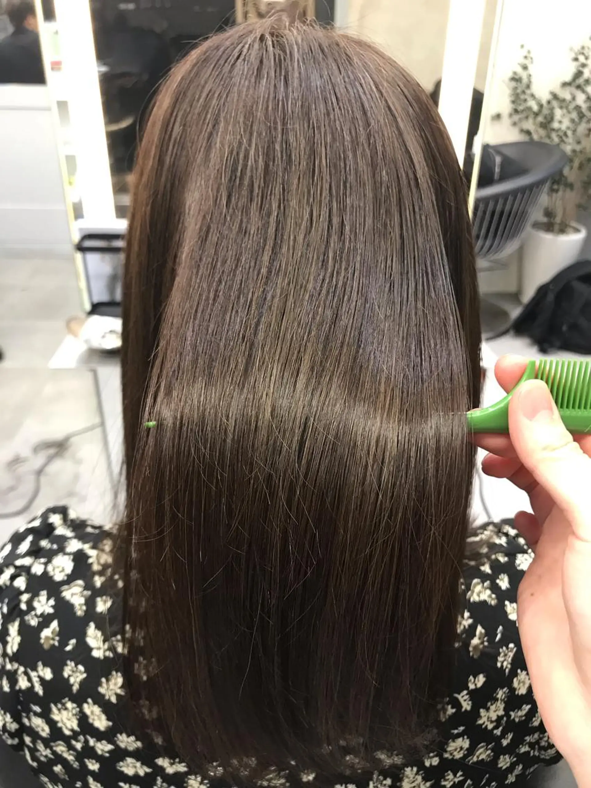 セミロング カラー Lond leglise 立川所属・🥝似合わせ小顔 ボブ🌏shioのヘアスタイル