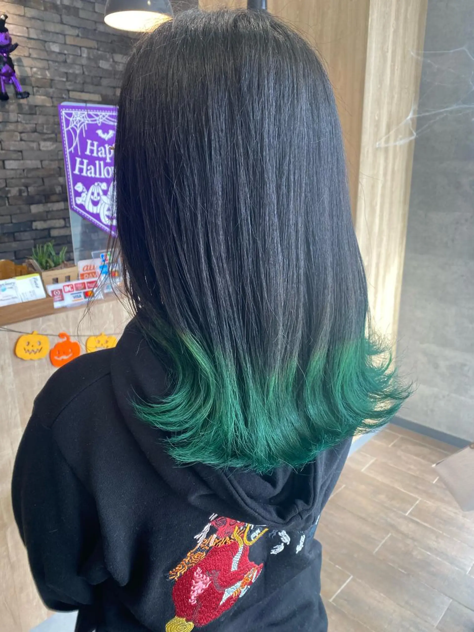 ロング ヘアカラー 山口 明日花のヘアスタイル