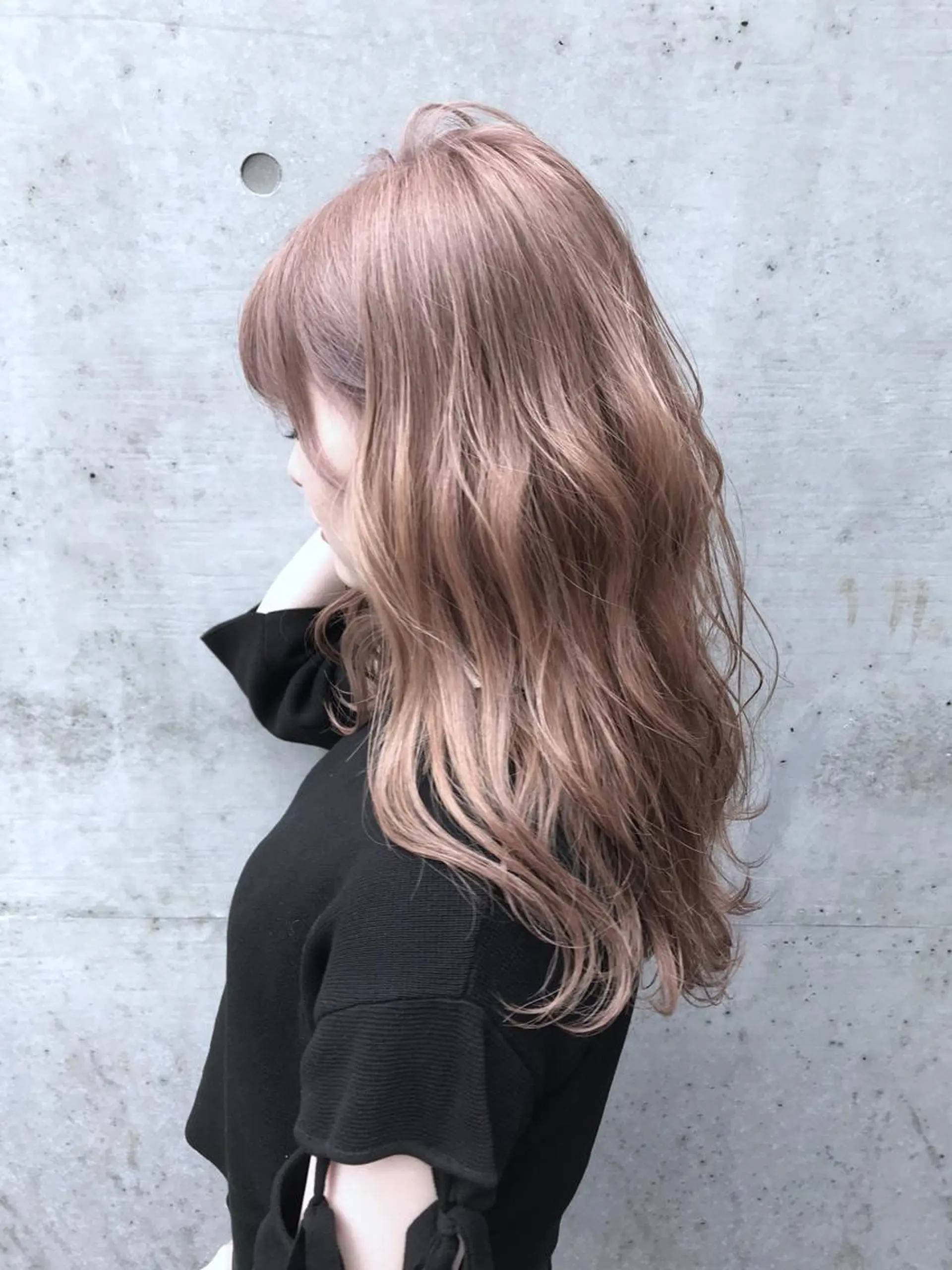 ロング カラー ベージュカラー ミルクティーベージュ ていねい技術No.1 🌈諏訪 健太のヘアスタイル