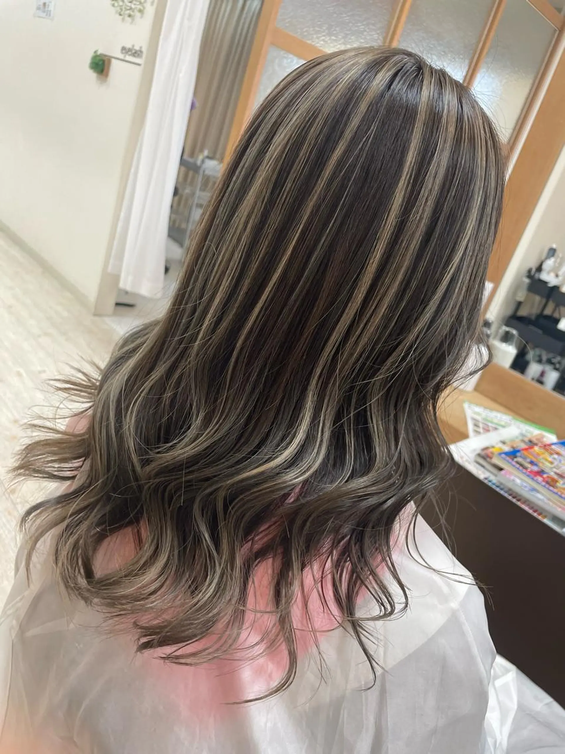 カラー Chere rosso所属・✨頭身浴無料 -chere-金剛店のヘアスタイル