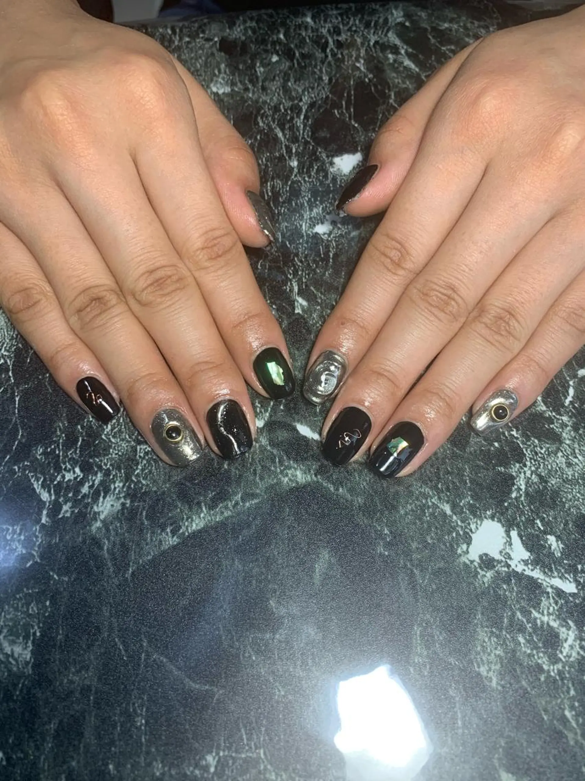 ネイル マルサンカクシカク所属・○△□ 守口市のネイルデザイン