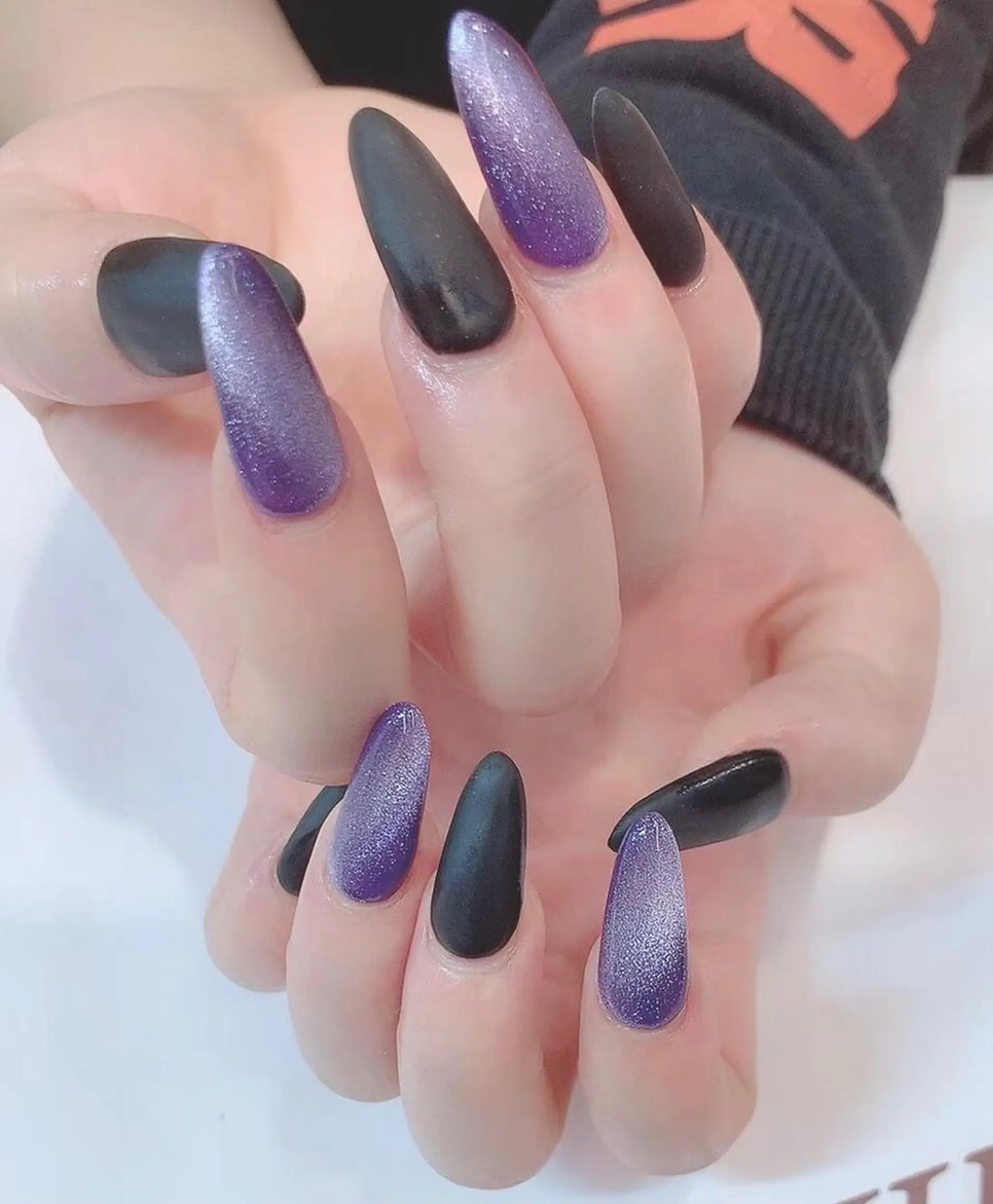 ネイル マグネットネイル マットネイル 🦋AYNIL🦋 ナチュラル専門店♥️のネイルデザイン