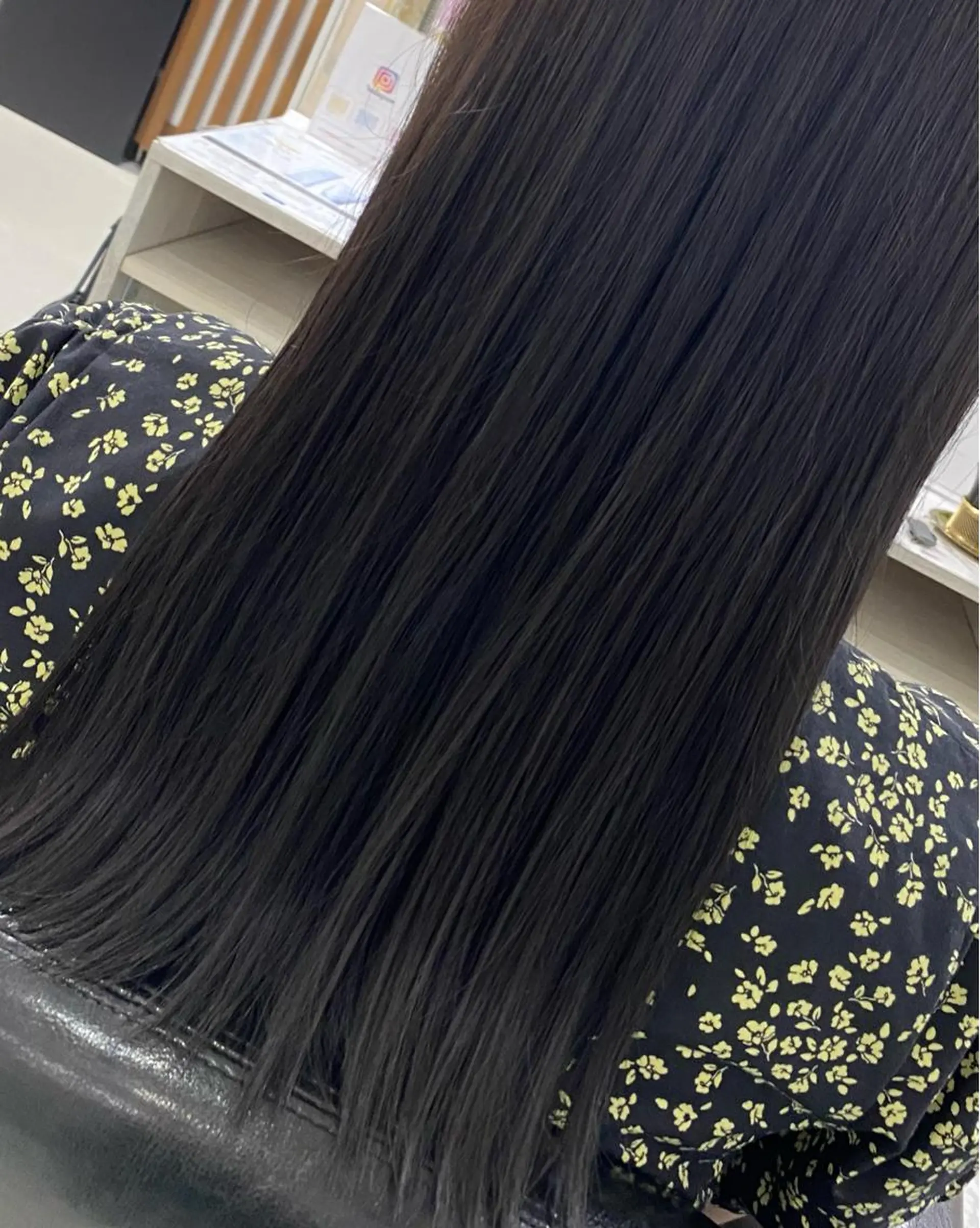 カラー オリーブカラー ヘアカラー トリートメント CROSS⭐️ さいとうのヘアスタイル