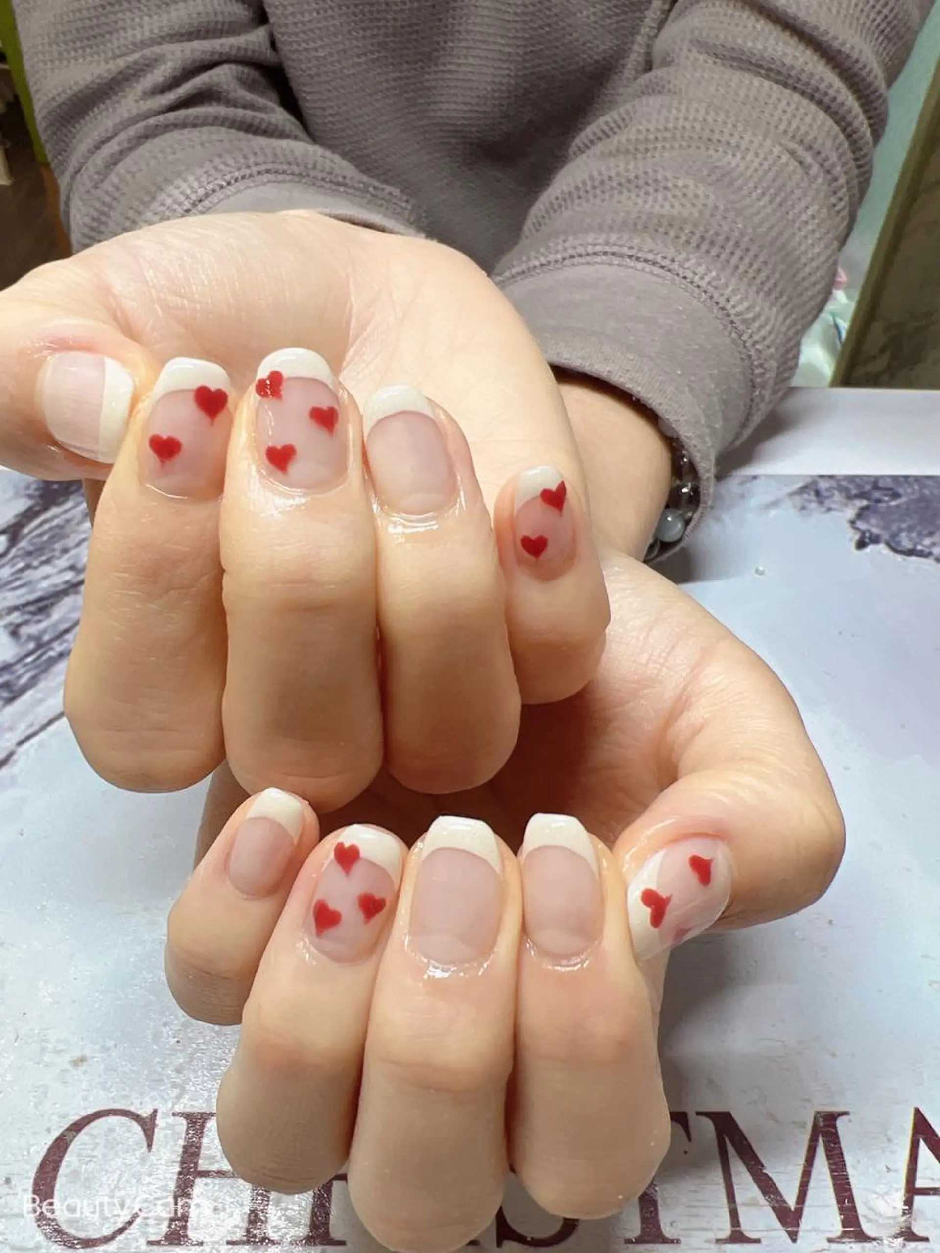 ネイル Guarendo錦糸町店所属・ガレンドウ 白澤 愛子のネイルデザイン