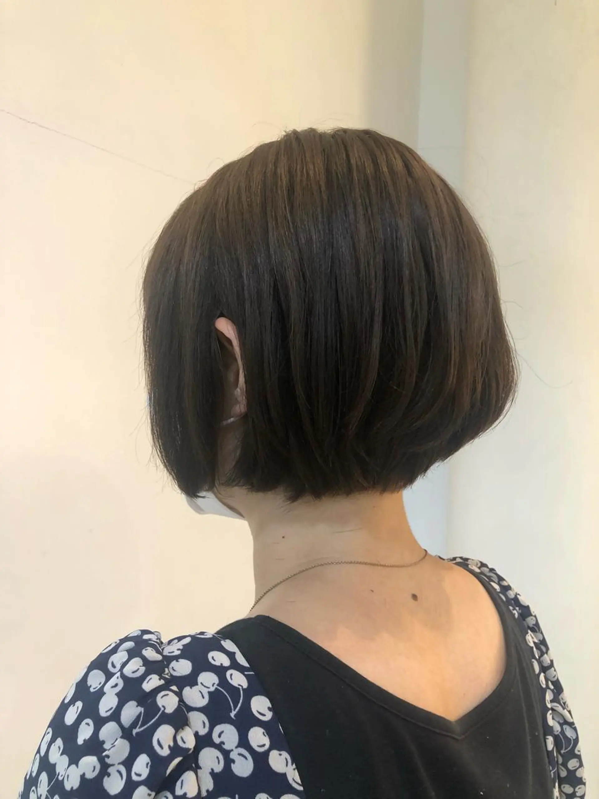ショート カラー 松原 愛莉のヘアスタイル