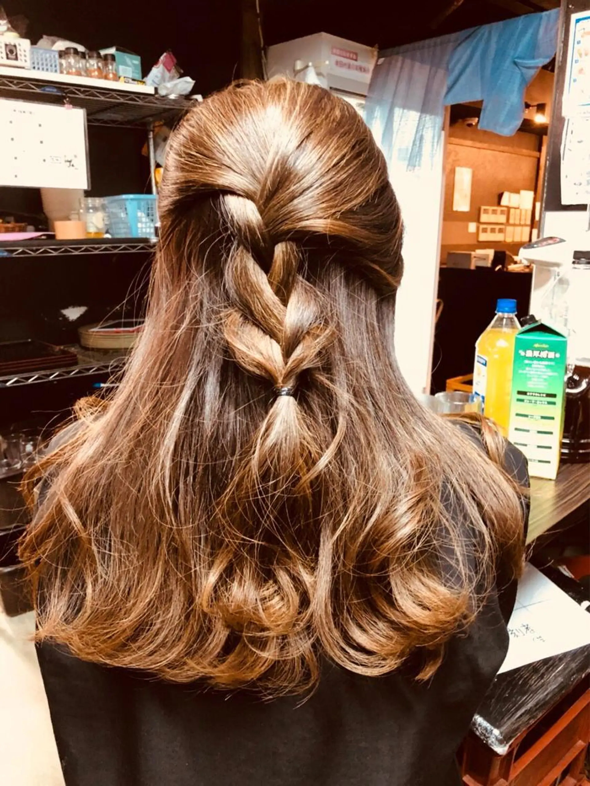 セミロング カラー ヘアアレンジ 三つ編み 簡単アレンジ 期間限定無料カット まつきのヘアスタイル