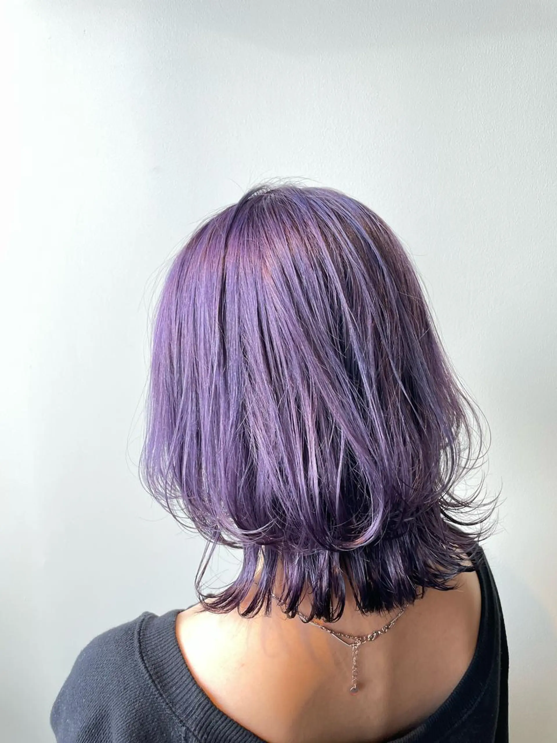 ショート カラー ラベンダーカラー ウルフカット レイヤー/艶カラー 🫧守利のヘアスタイル