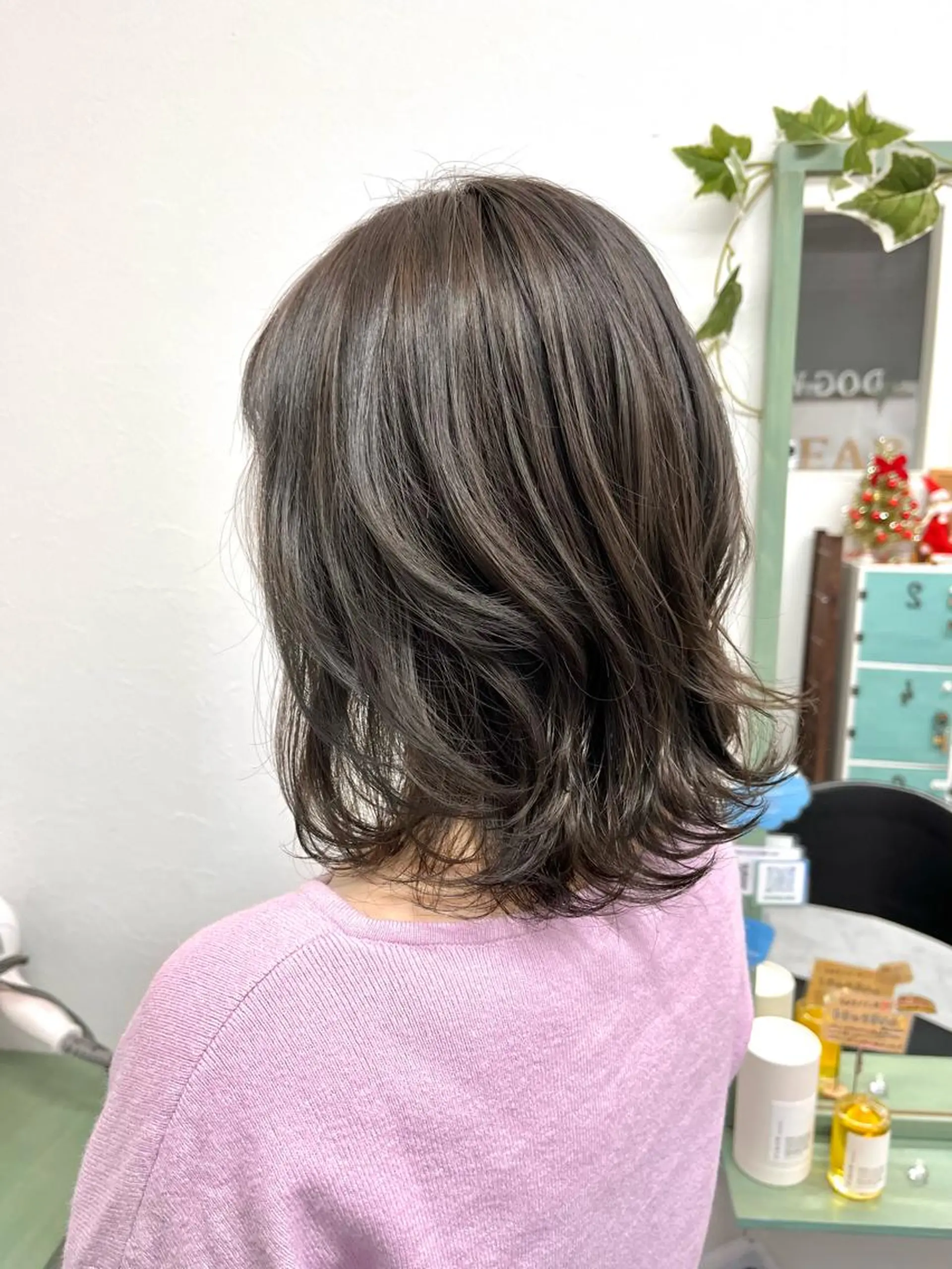 セミロング カラー パーマ ヘアアレンジ グレージュ ヘアカラー AIM所属・髪質改善✧︎カラー 💎AIM【アイム】のヘアスタイル