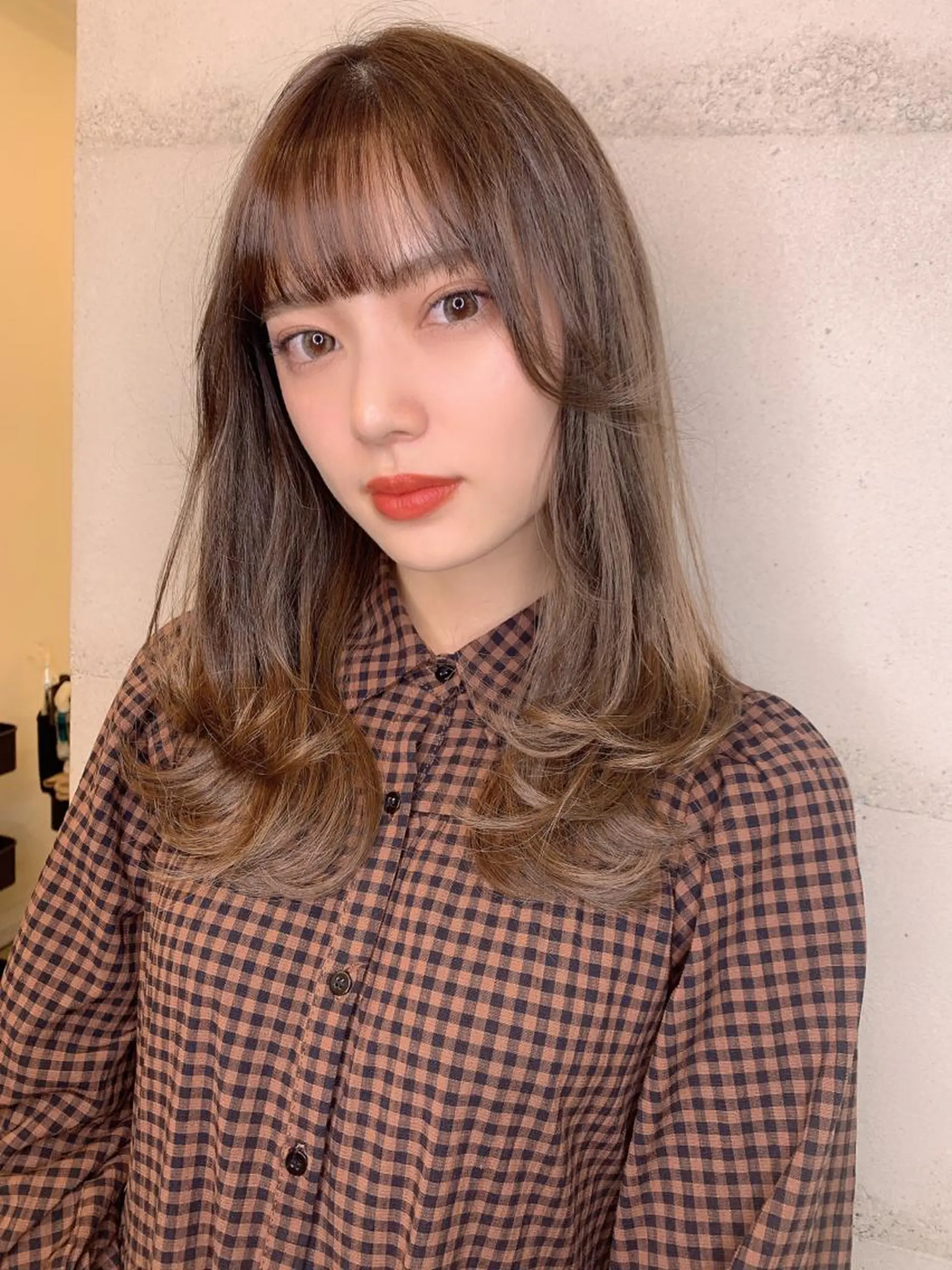 ミディアム カラー 透明感/オリーブ/ グレージュ/YUKAのヘアスタイル