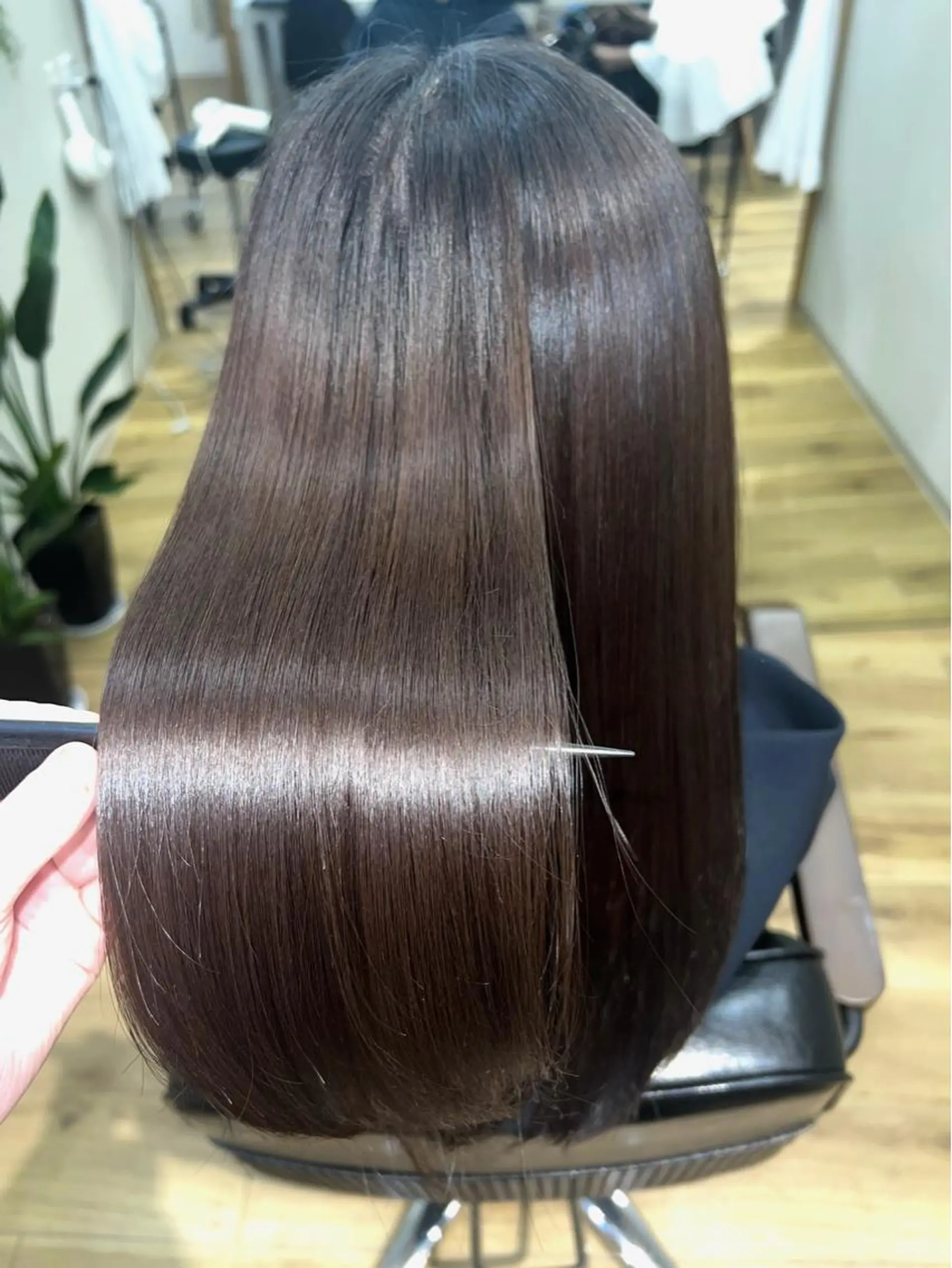 セミロング 伸ばしかけ トリートメント Cafu hair Tachi所属・松下 茉由のヘアスタイル