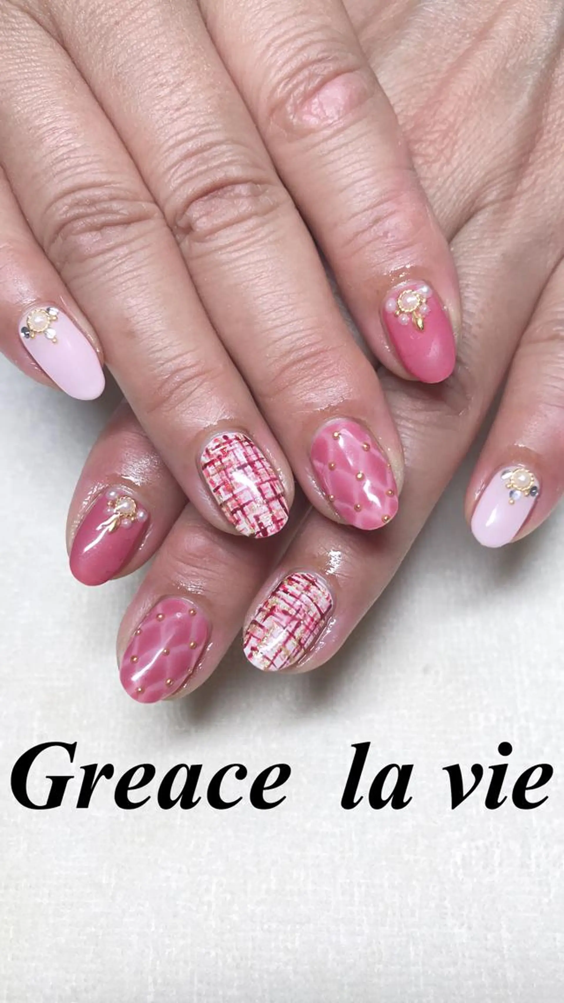 ミディアム カラー パーマ キッズ ネイル マツエク・マツパ ピンクカラー カラーマツエク ピンク Greace la vie所属・Greace  la vieのネイルデザイン