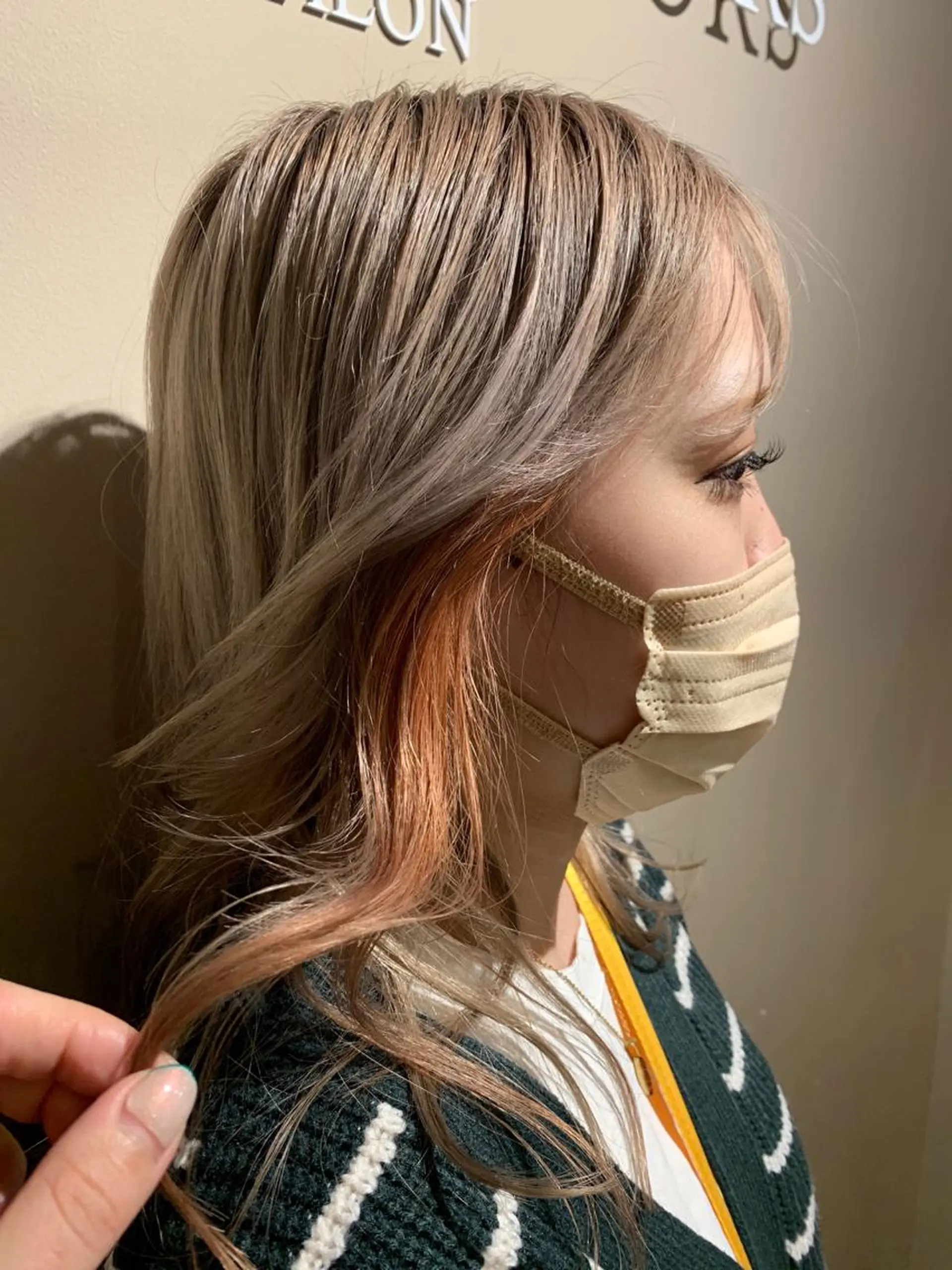 セミロング カラー 🌼渡辺 カリン🌼のヘアスタイル