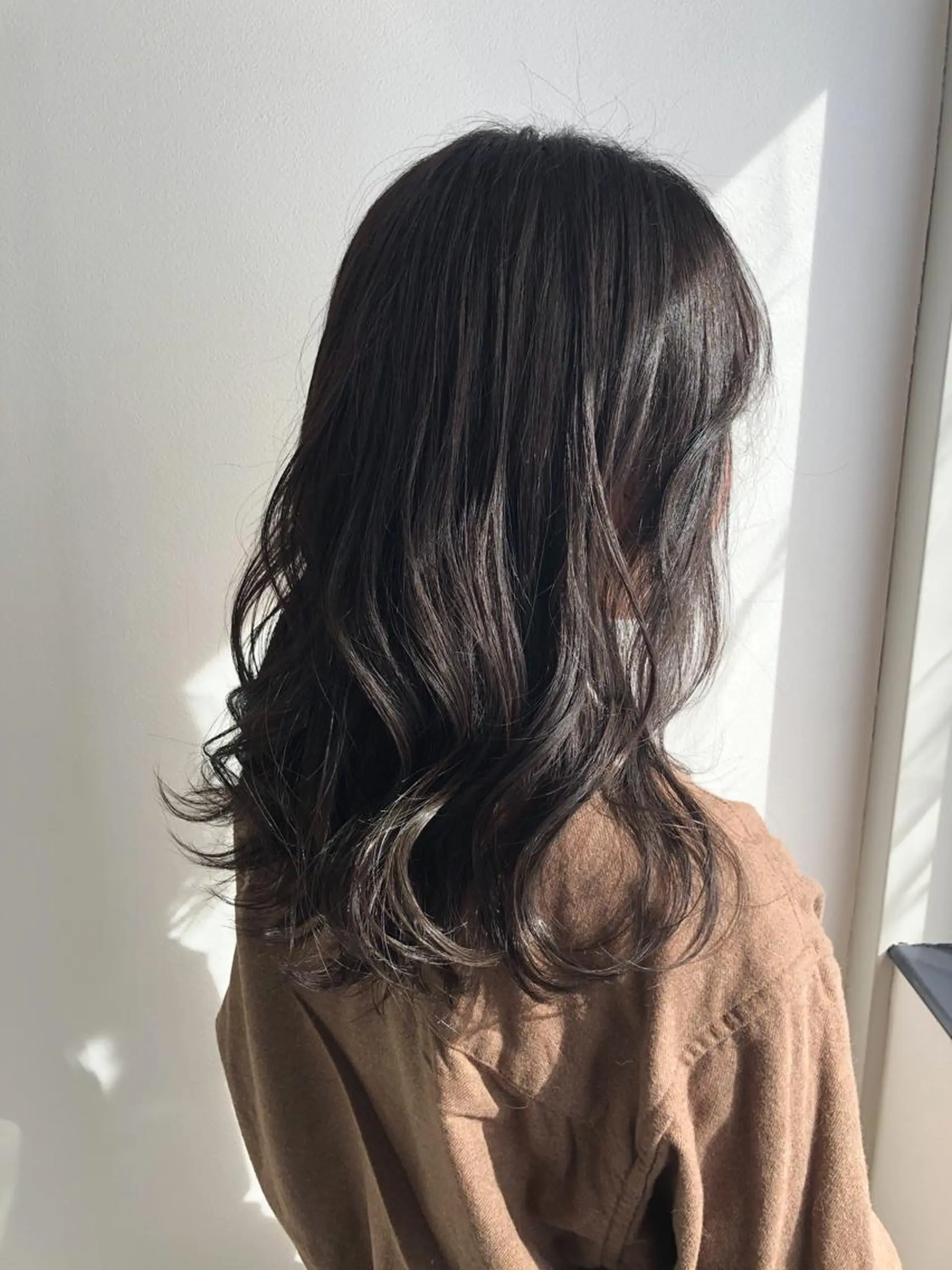 ミディアム 瀬原 千夏のヘアスタイル