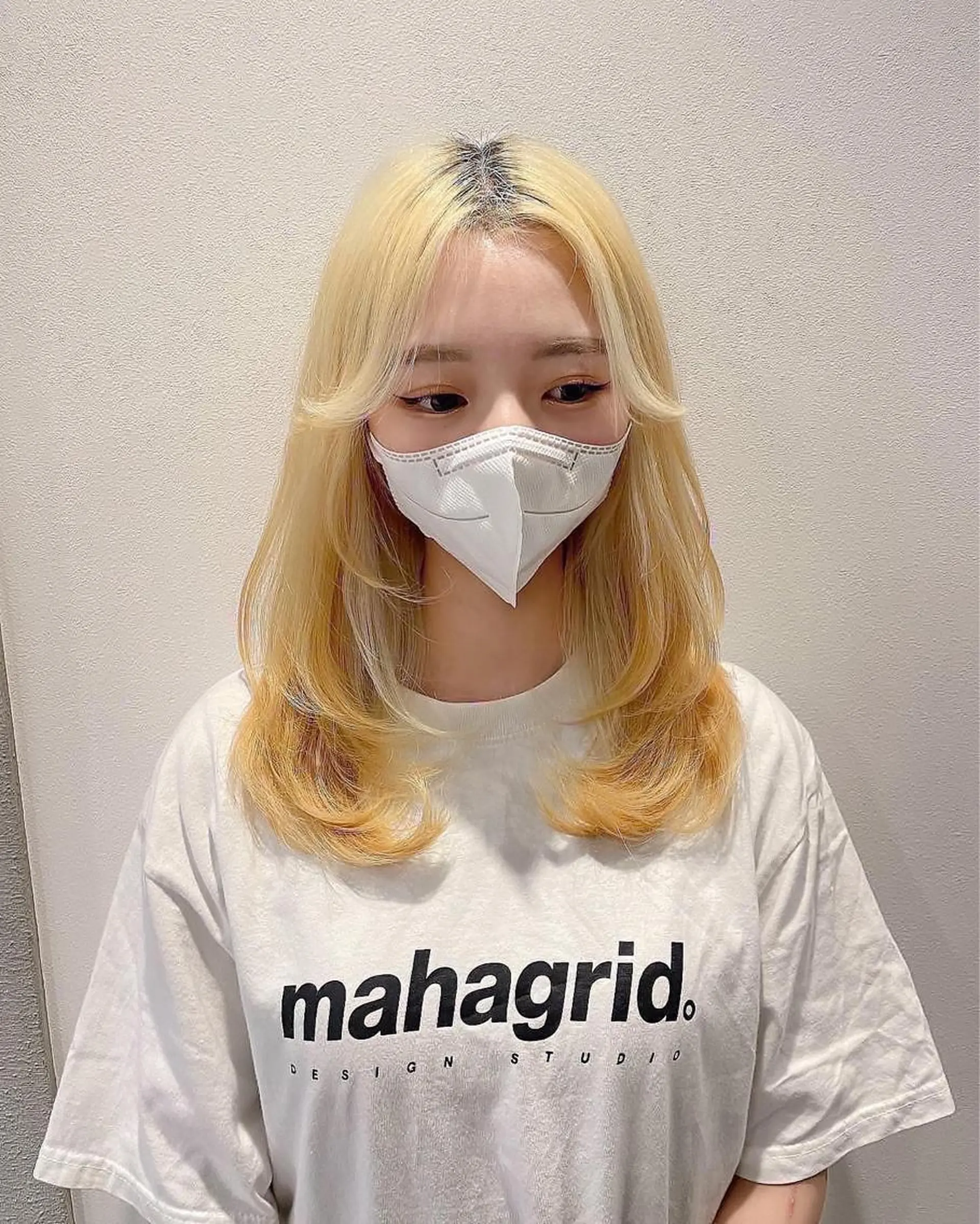 ミディアム カット ヘアカラー トリートメント 銀座/レイヤーカット 🤍内野すみれのヘアスタイル