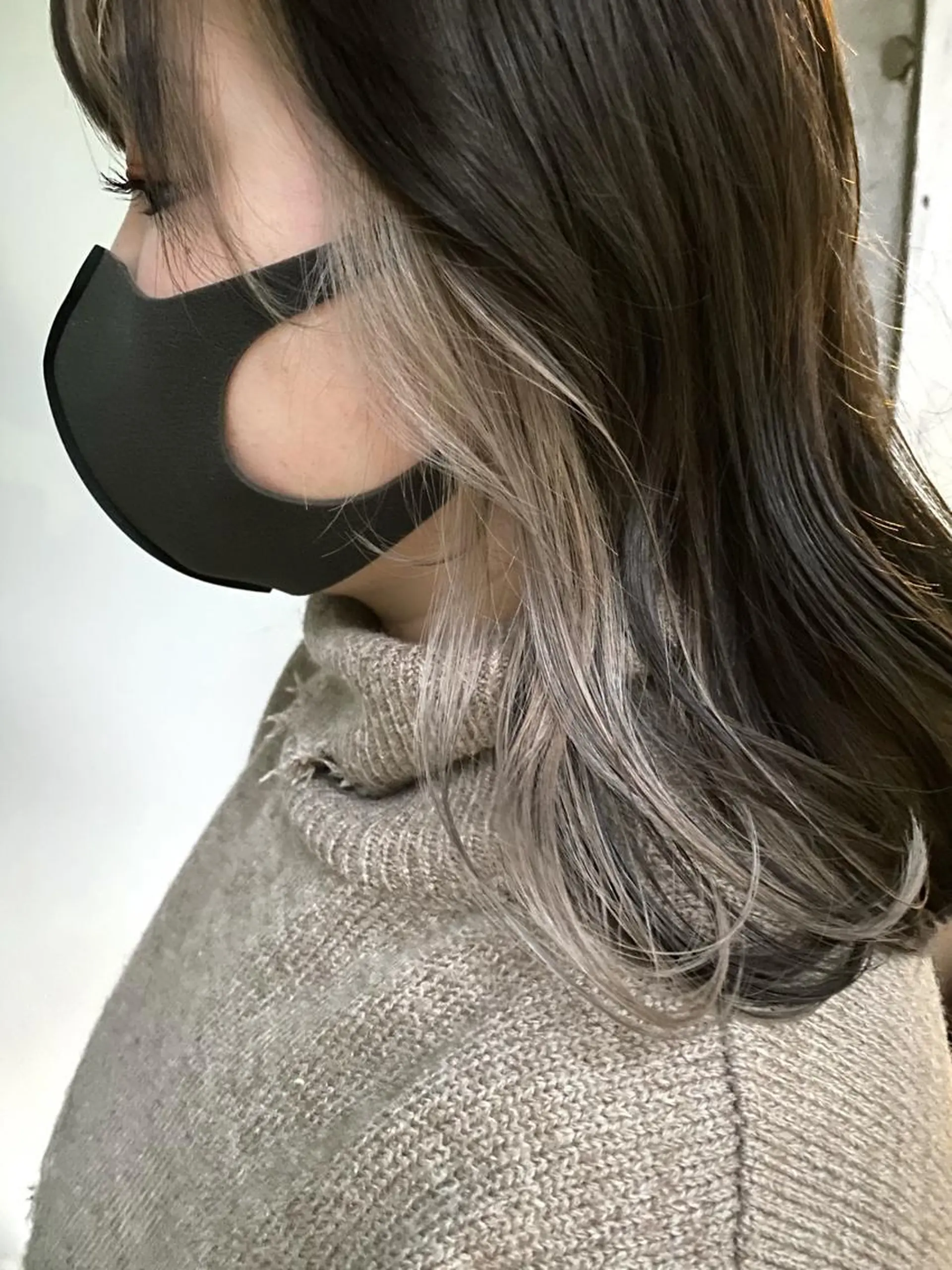 セミロング カラー ベージュカラー ホワイトベージュ clomus所属・YUKA艶髪 🌸寛ぎ部屋のヘアスタイル