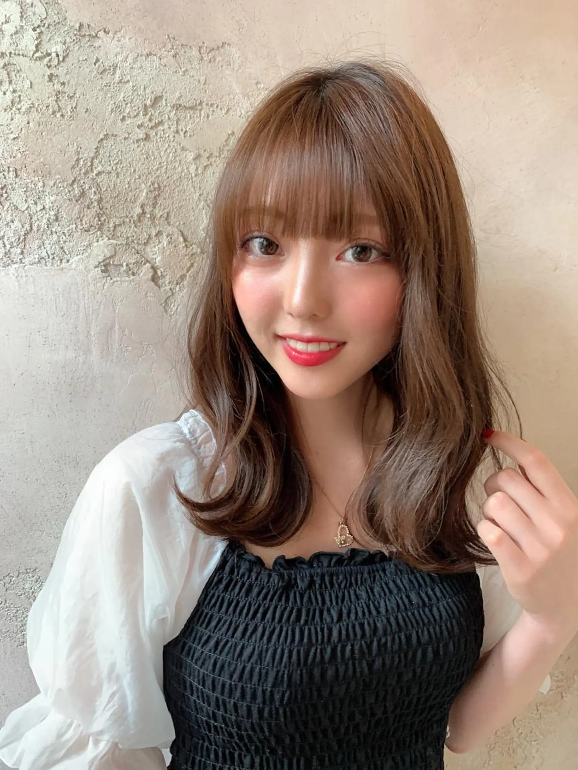 ミディアム カラー カット ヘアカラー トリートメント レイヤーカット/ 顔周り 五島巨幹のヘアスタイル