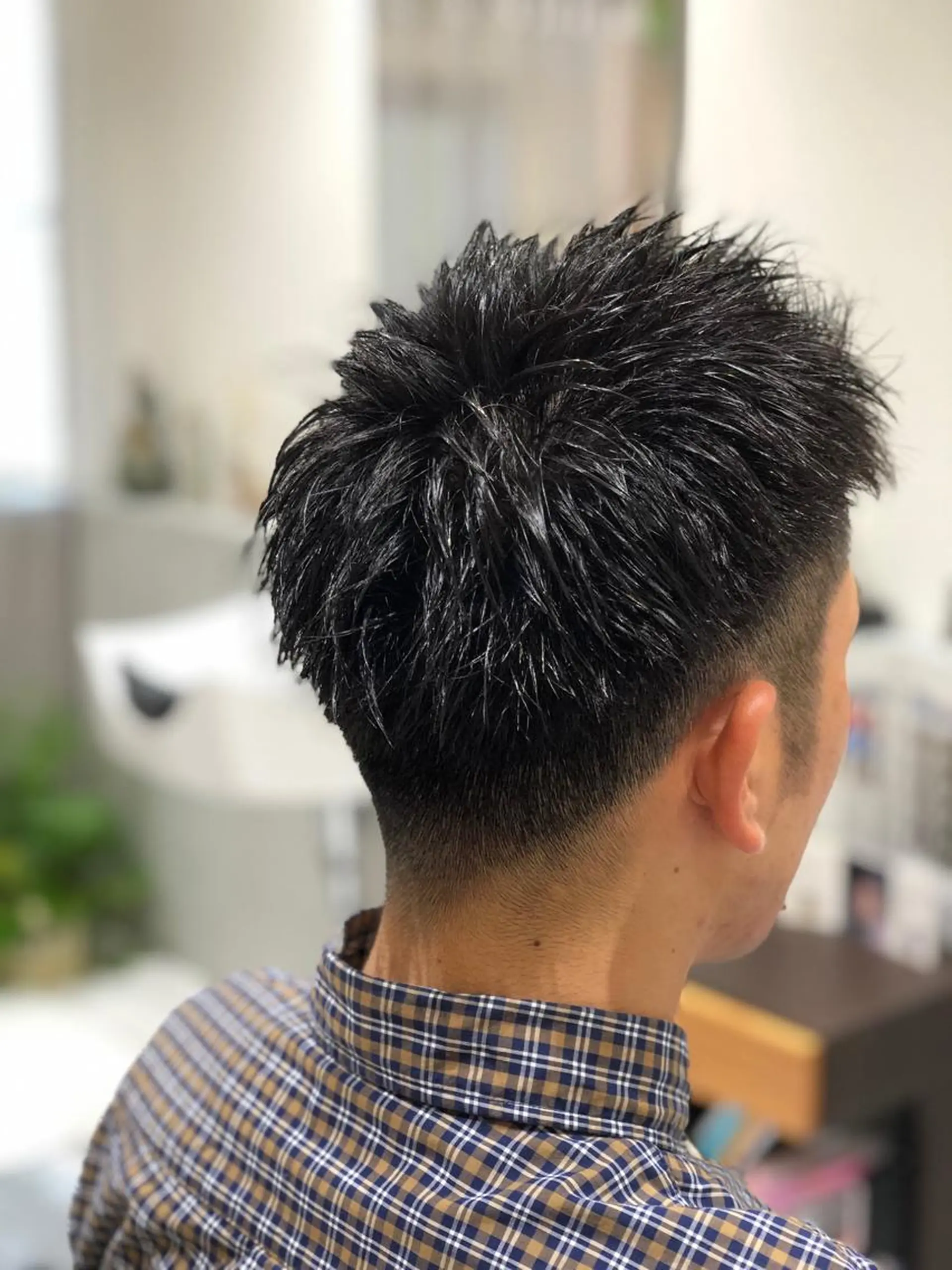 ショート メンズ アップバング カット ヘッドスパ ヘアセット RUBEUS【ルベウス】所属・✨艶々カラー🎨 杉本賢人のヘアスタイル