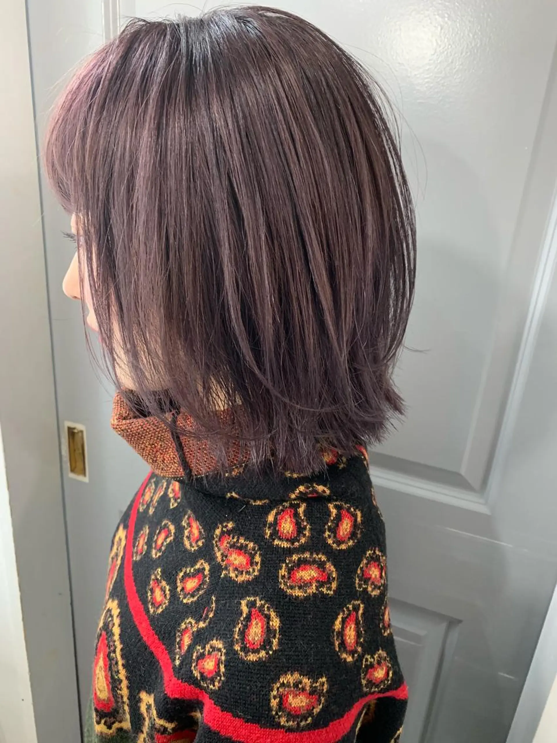 ミディアム カラー グレージュ ラベンダーカラー ラベンダーグレージュ ラベンダーグレー 古賀 侑磨のヘアスタイル