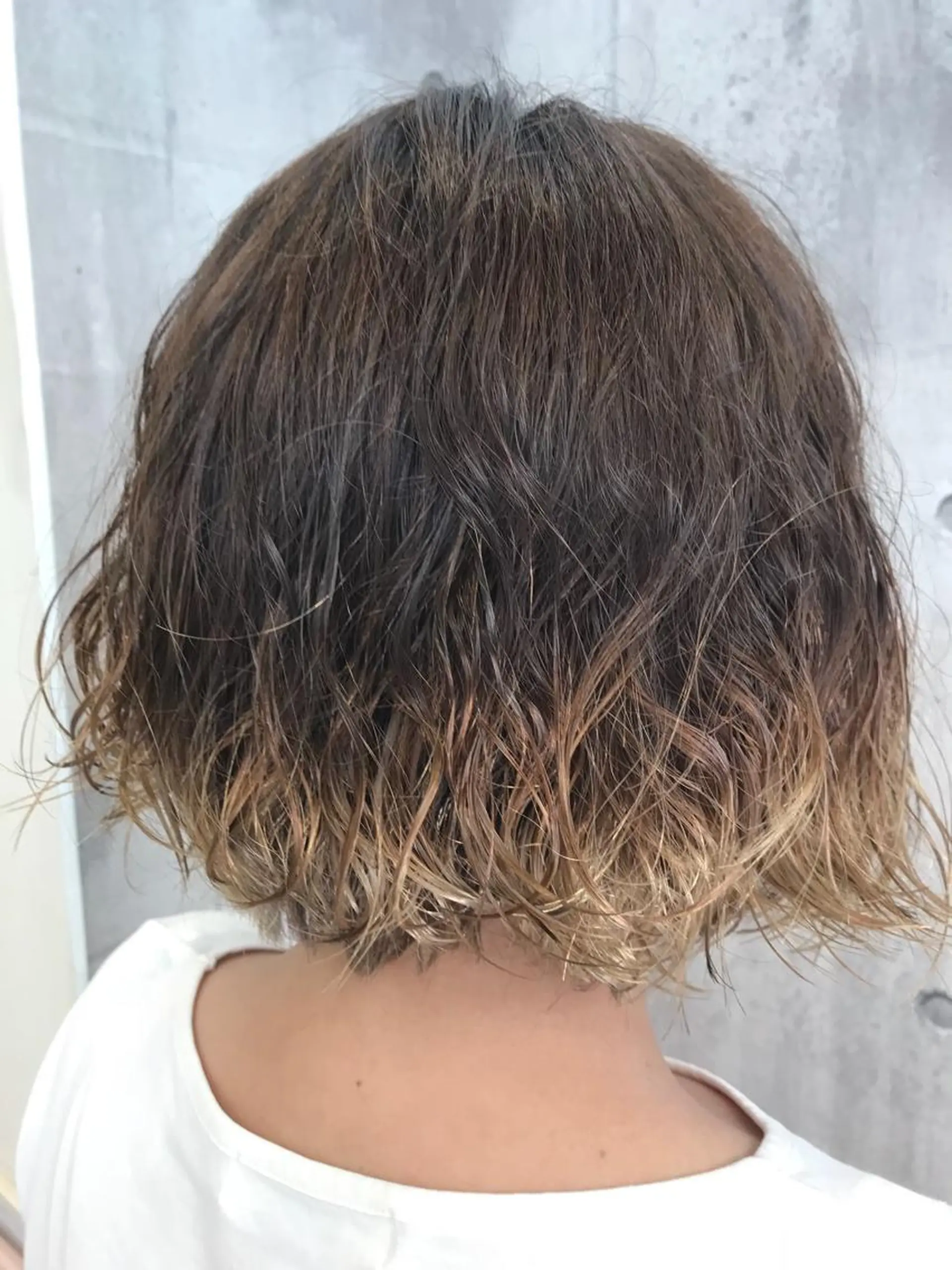 ショート カラー パーマ グラデーションカラー カット 縮毛矯正 フジノ マホのヘアスタイル