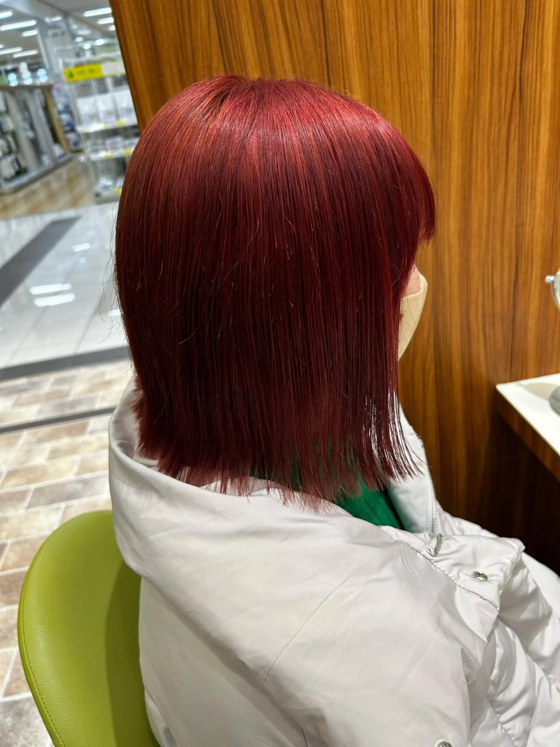 ミディアム 切りっぱなしボブ ボブ 日置美容室所属・石井 佑飛のヘアスタイル