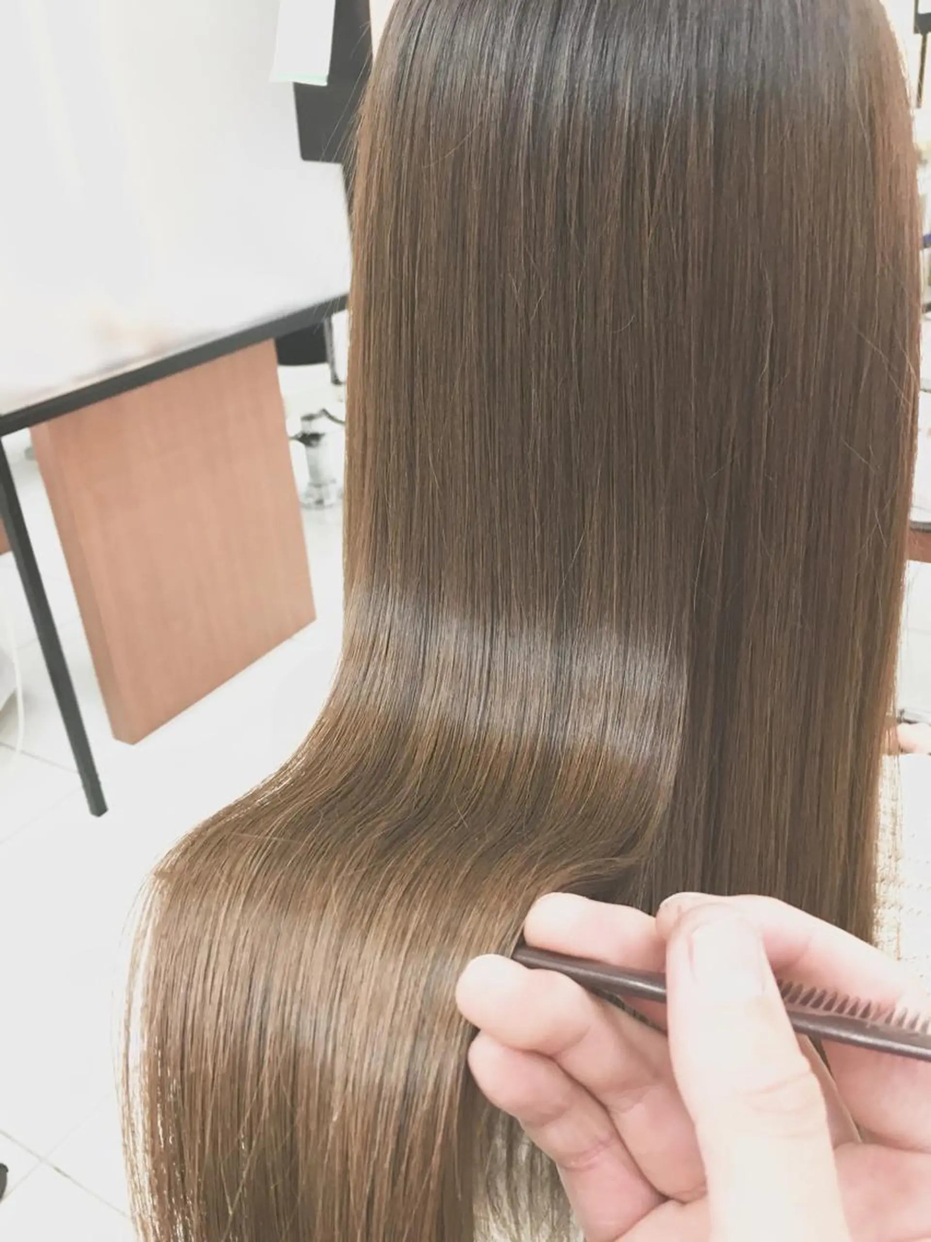 ロング トリートメント カット ヘアカラー トリートメント N° jillva ♦️川端裕司♦️のヘアスタイル