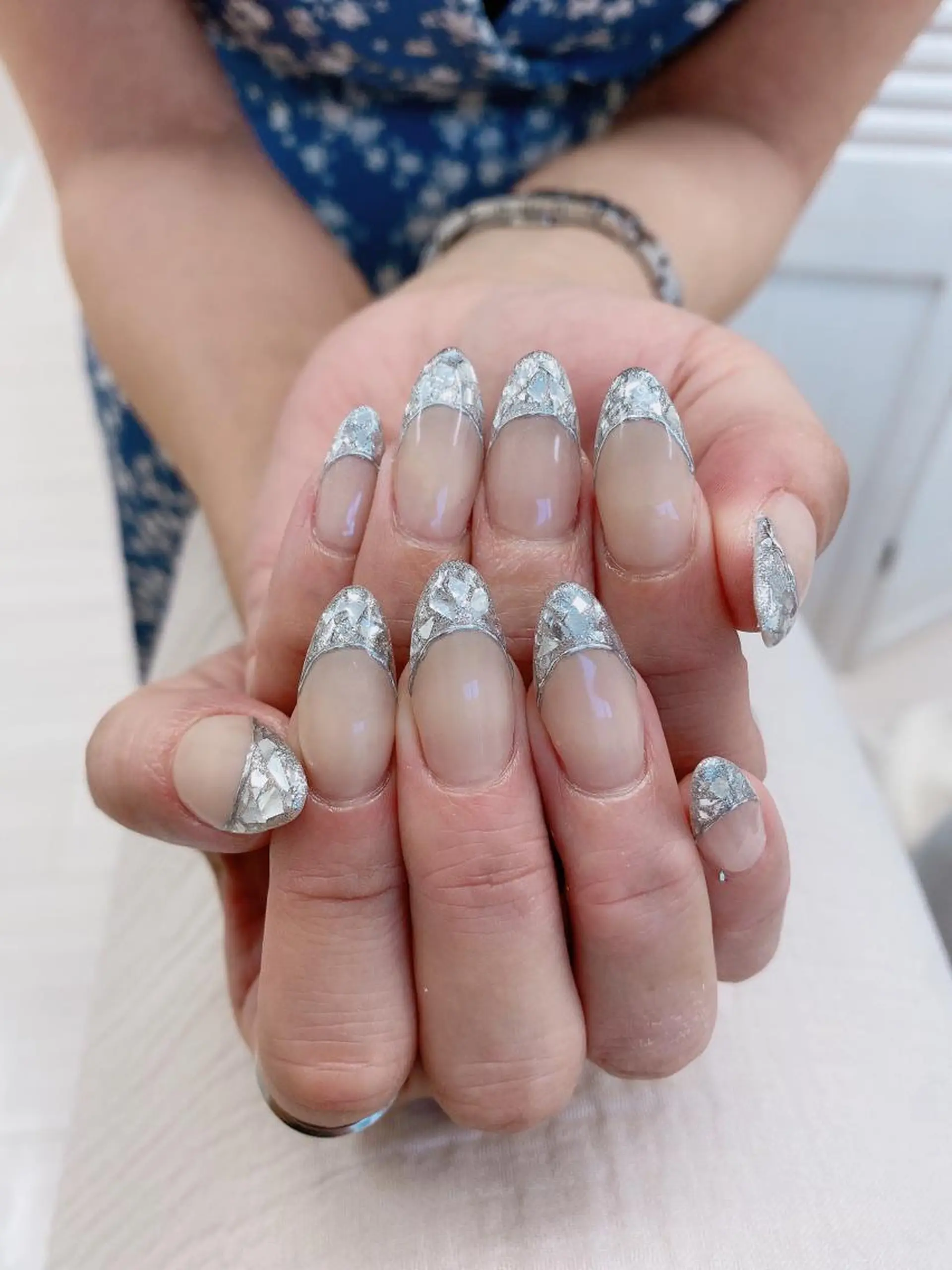 ネイル フレンチネイル ガラスフレンチ シルバー le lien nailのネイルデザイン