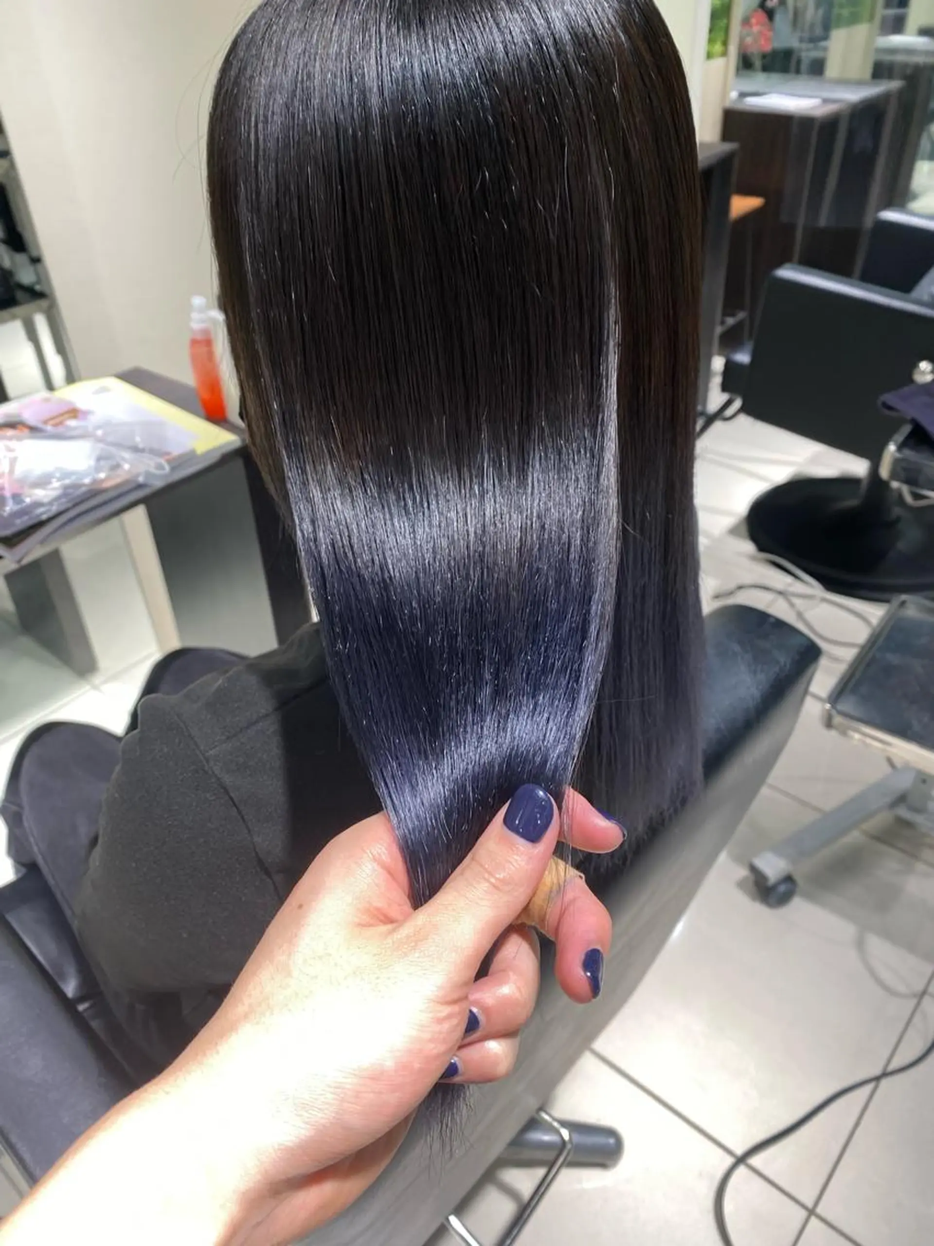 セミロング SALOWIN渋谷caldo店B1所属・岐津公太 メンズ縮毛矯正のプロのヘアスタイル