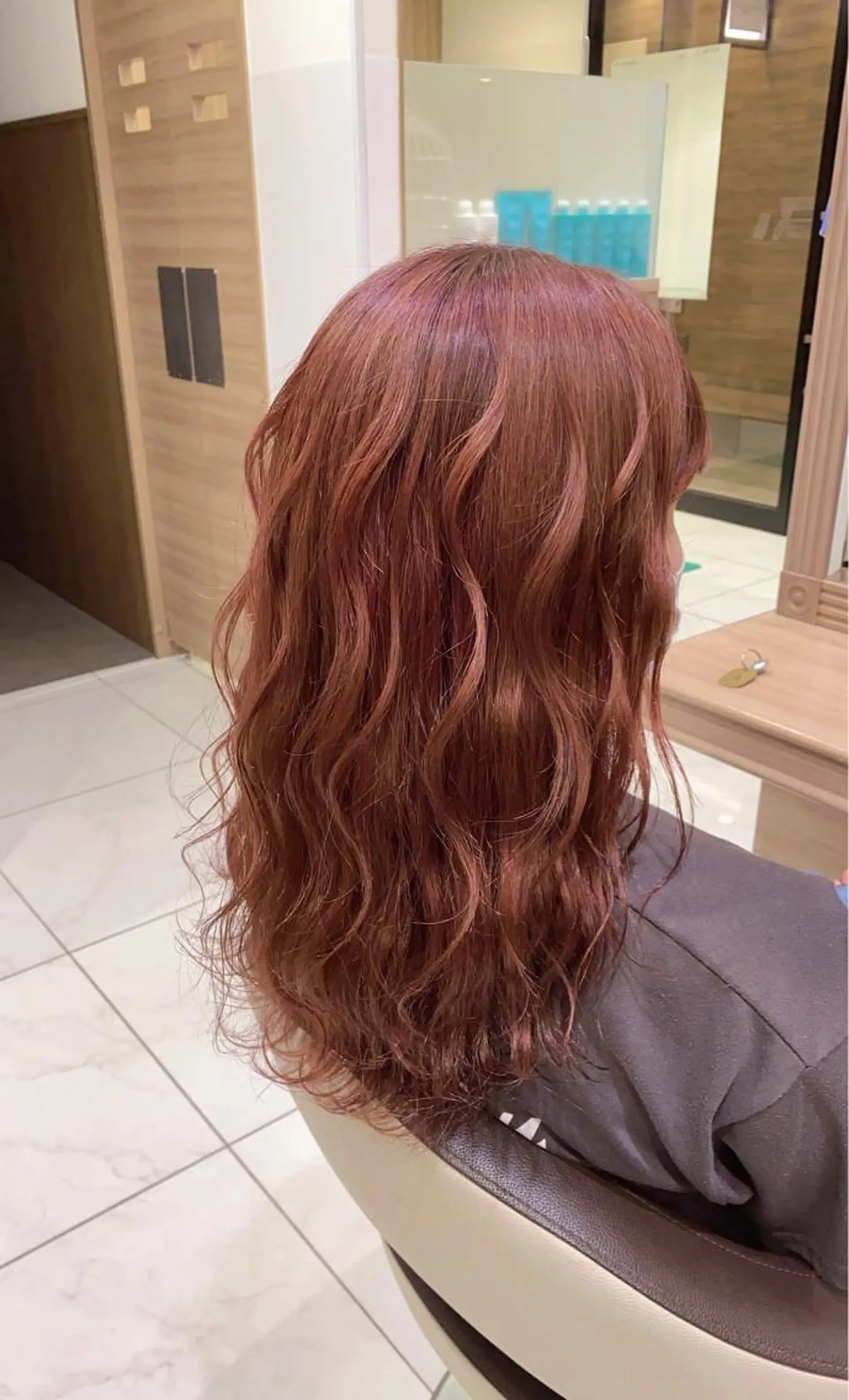 ロング カラー 飯田 みづきのヘアスタイル