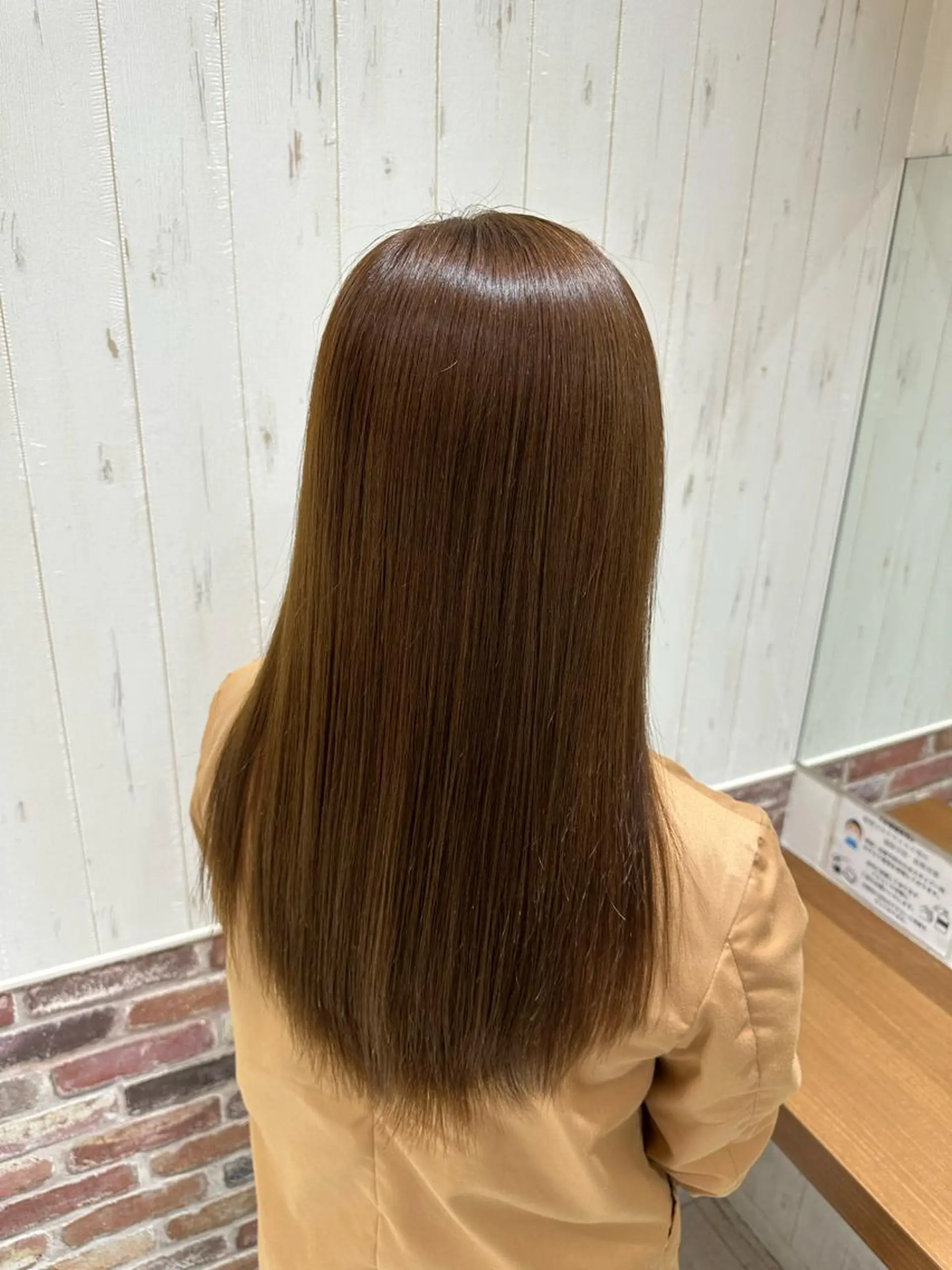 セミロング カラー ブリーチ ケアブリーチ ダブルカラー イヤリングカラー ハイライトカラー カット ヘアカラー トリートメント 中嶋 紘夢のヘアスタイル