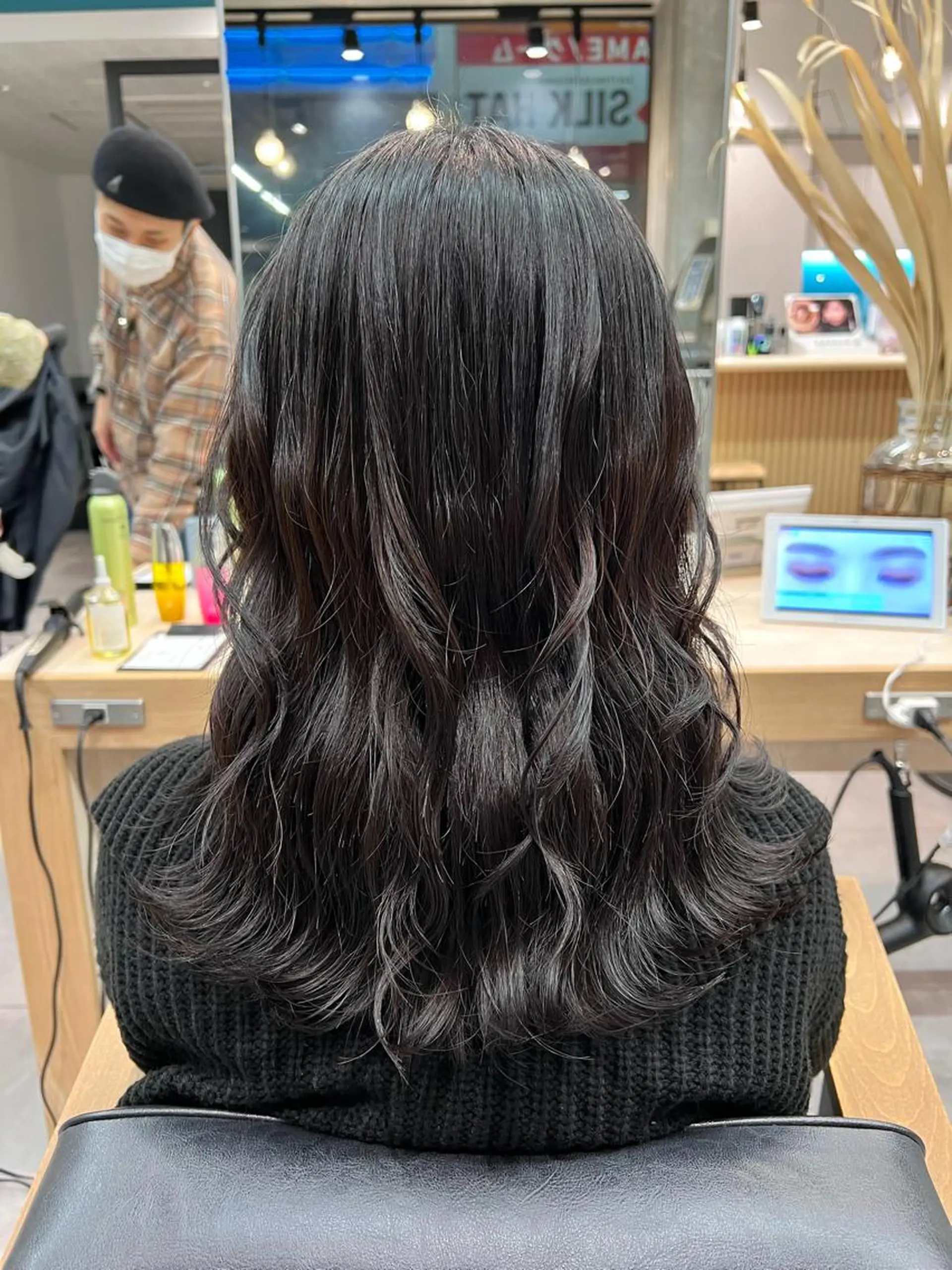 セミロング カラー 🌞レイヤー×カラー 前川那津美🌞のヘアスタイル