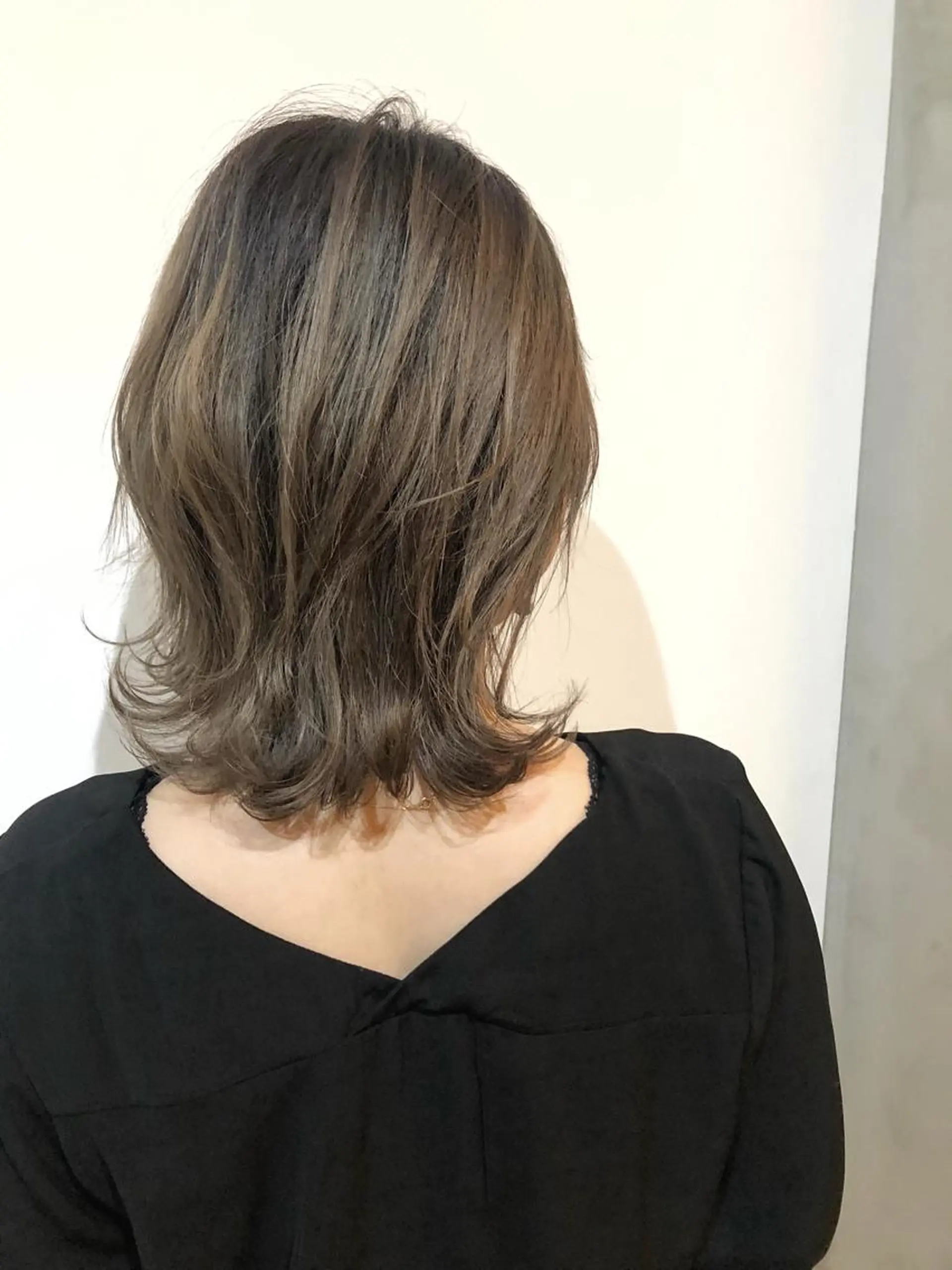 ミディアム ミディアムパーマ アッシュ ボブ エクステ 外国人風カラー カット ヘアカラー トリートメント reverie【レヴリー】所属・夜23時まで予約🉑 reverieあきらのヘアスタイル