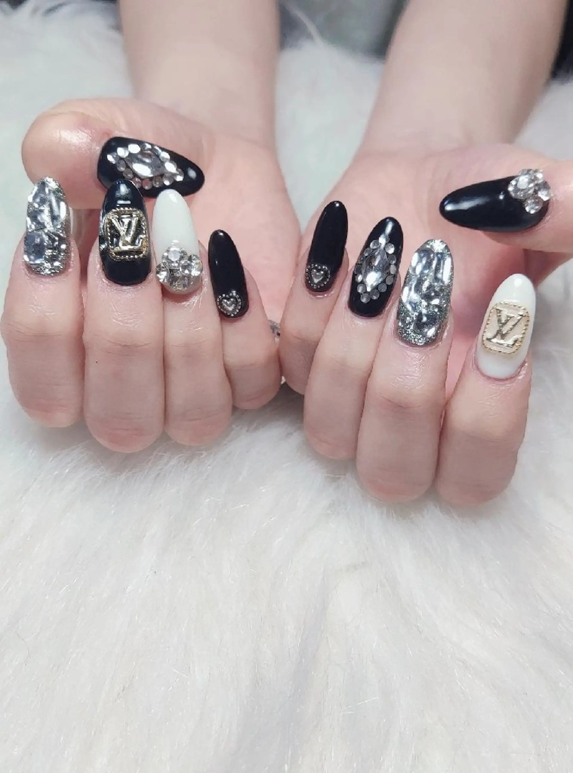 ネイル E·U·B ネイル所属・横浜市中区曙町 E·U·Bネイルのネイルデザイン