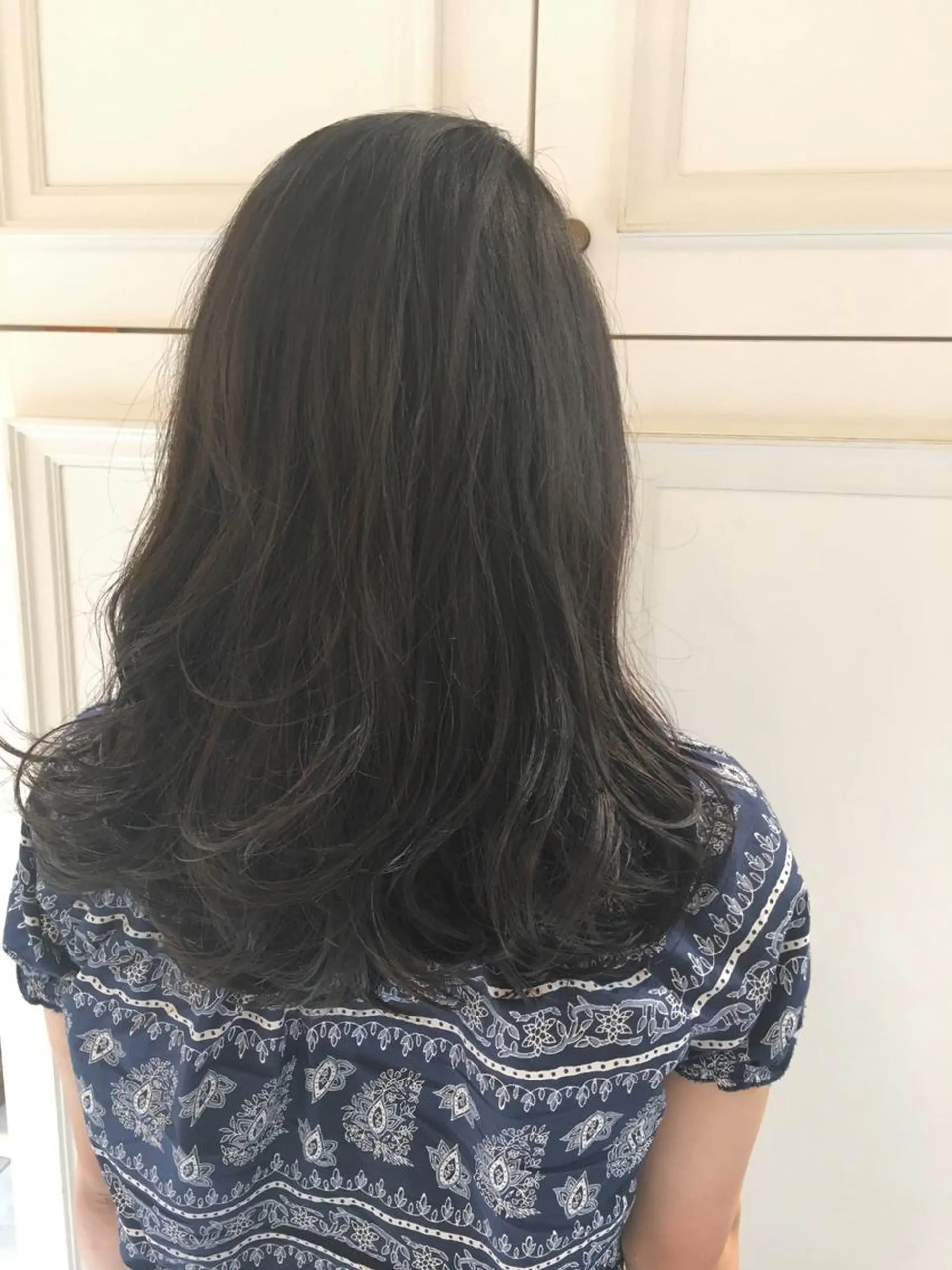 セミロング カラー パーマ セミロングパーマ レイヤーカット ローレイヤー fukuyasu rikaのネイルデザイン