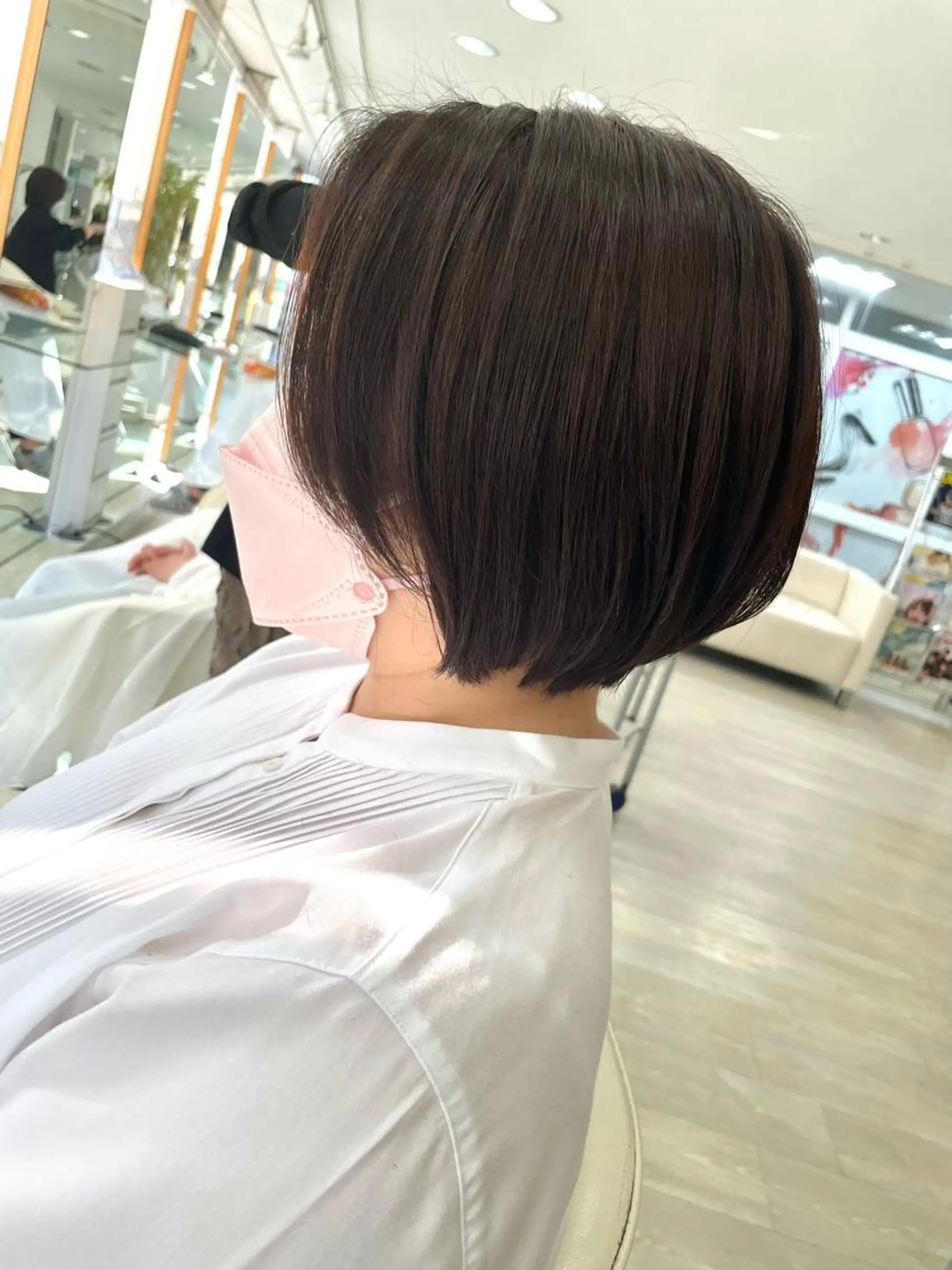 ショート カラー くびれヘア ショートヘア チーフデザイナー 西川凌史のヘアスタイル