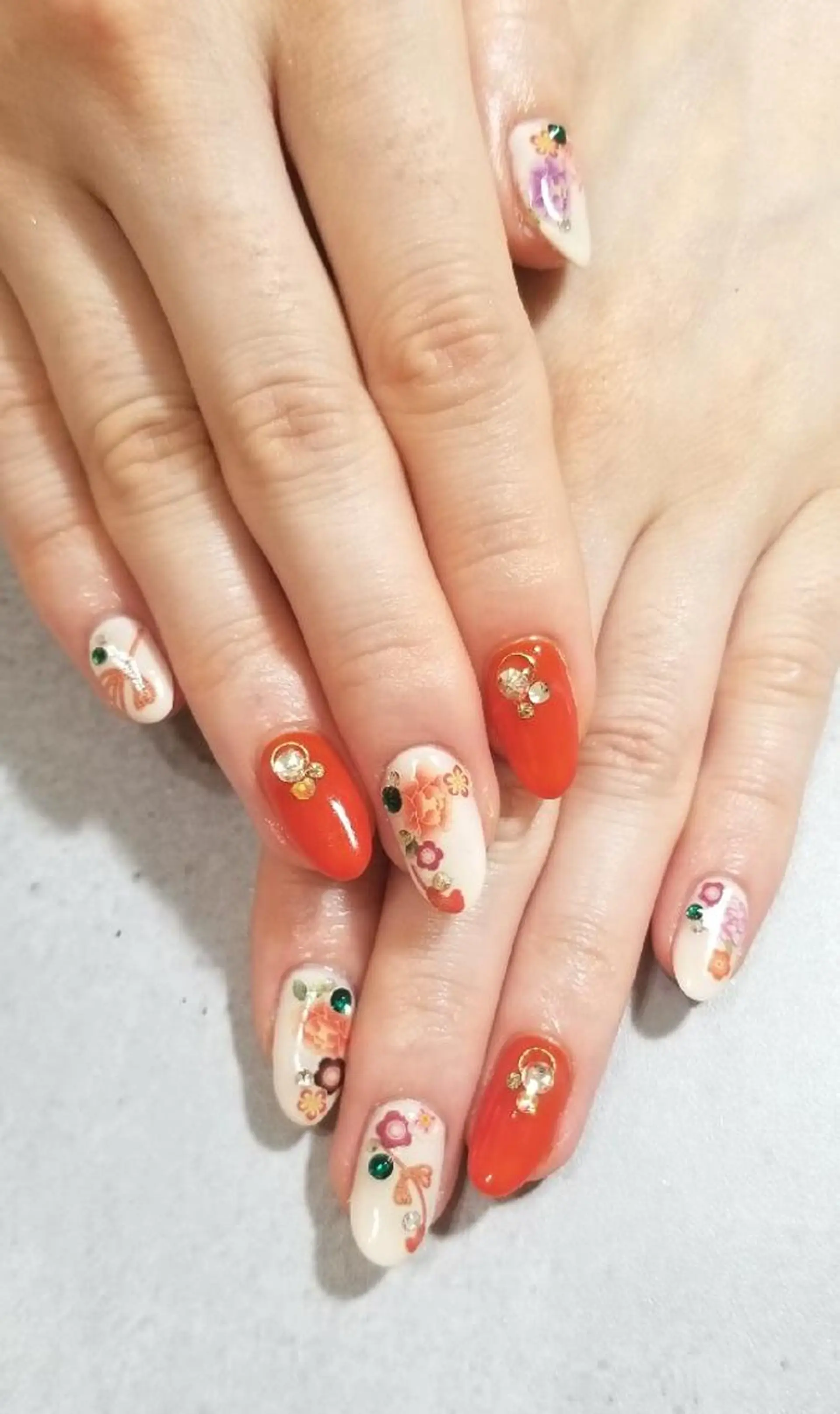 ネイル 成人式 nailatelier nijiiro.所属・nijiiro🌈 サトウのネイルデザイン