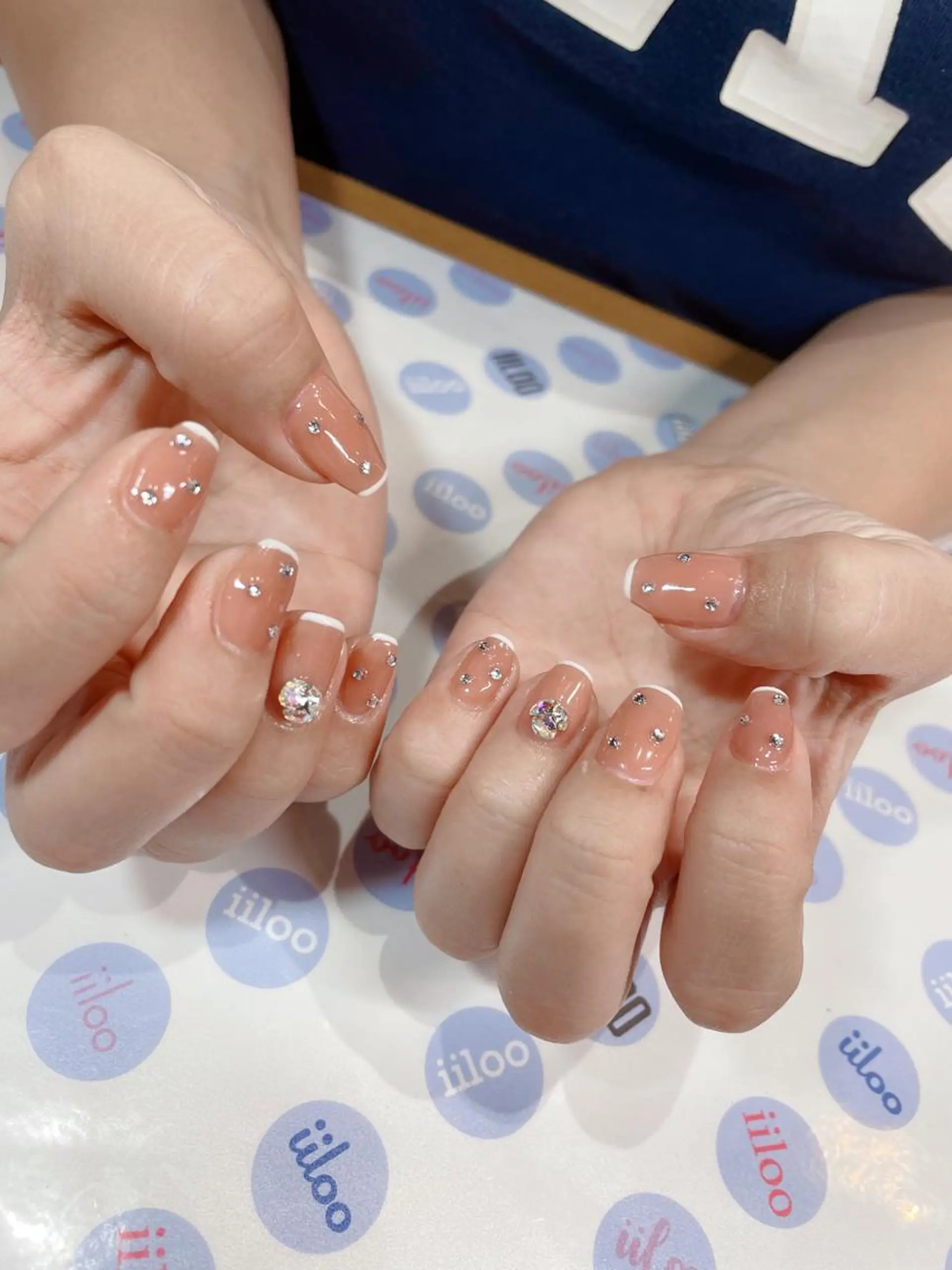 ネイル iiloo aromaworksのネイルデザイン