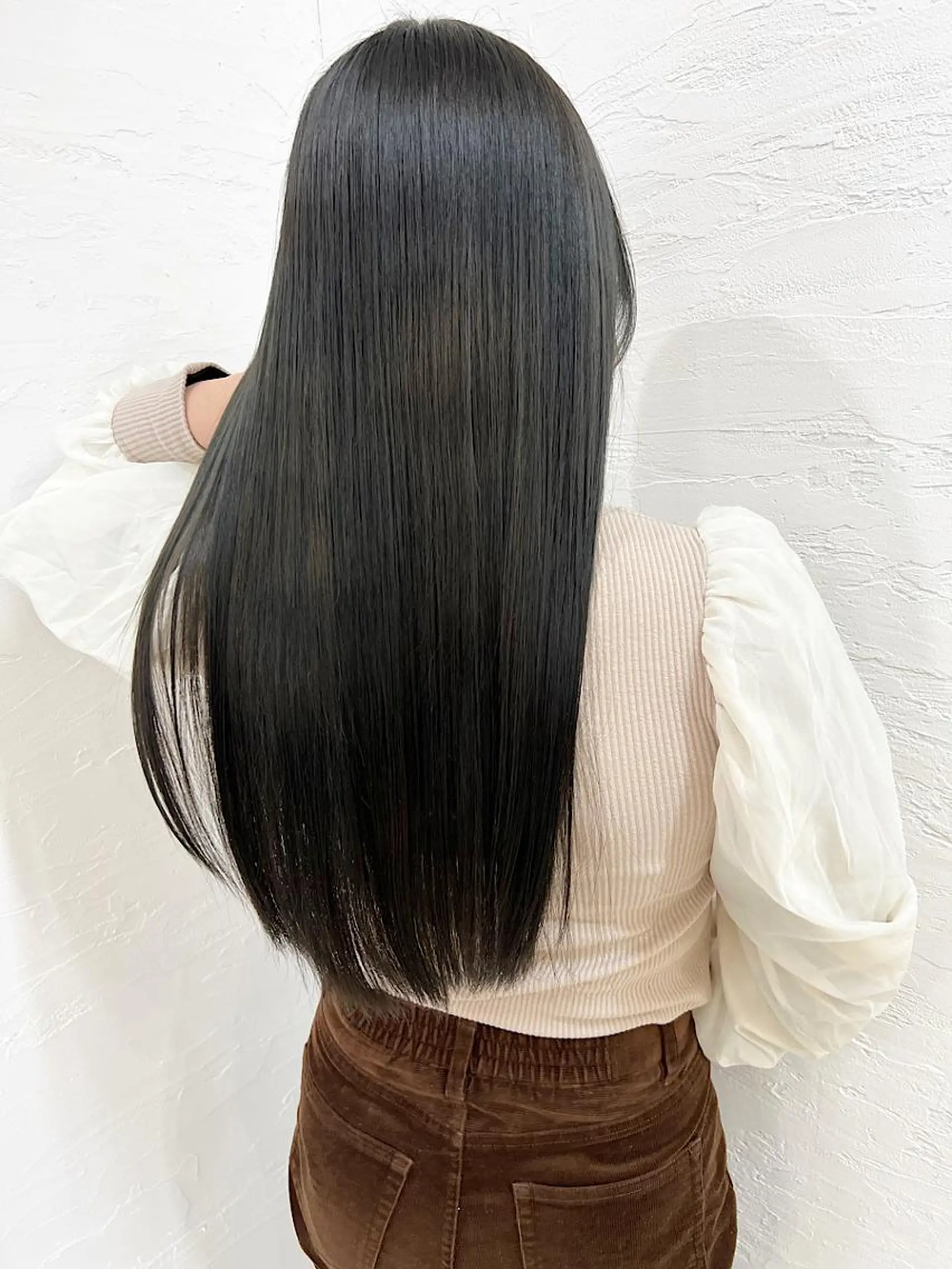 カラー カット 縮毛矯正 トリートメント ROCCAhair 指名なしのヘアスタイル