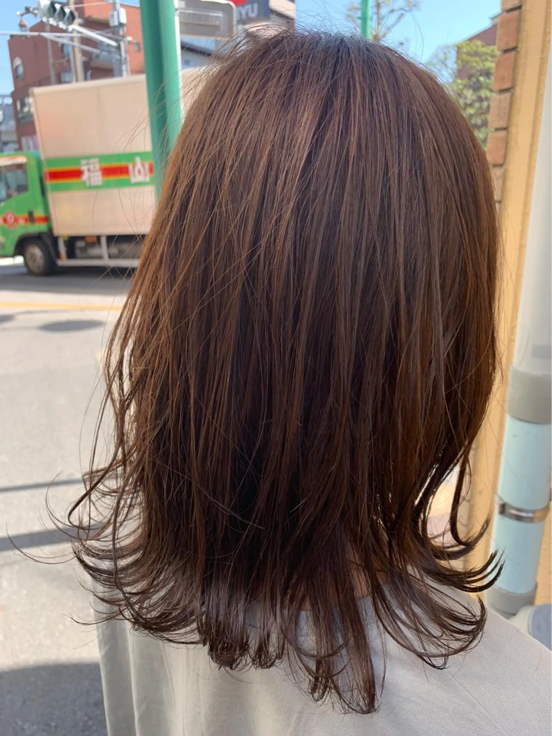 セミロング カラー Ash西船橋店 富谷 日菜乃のヘアスタイル