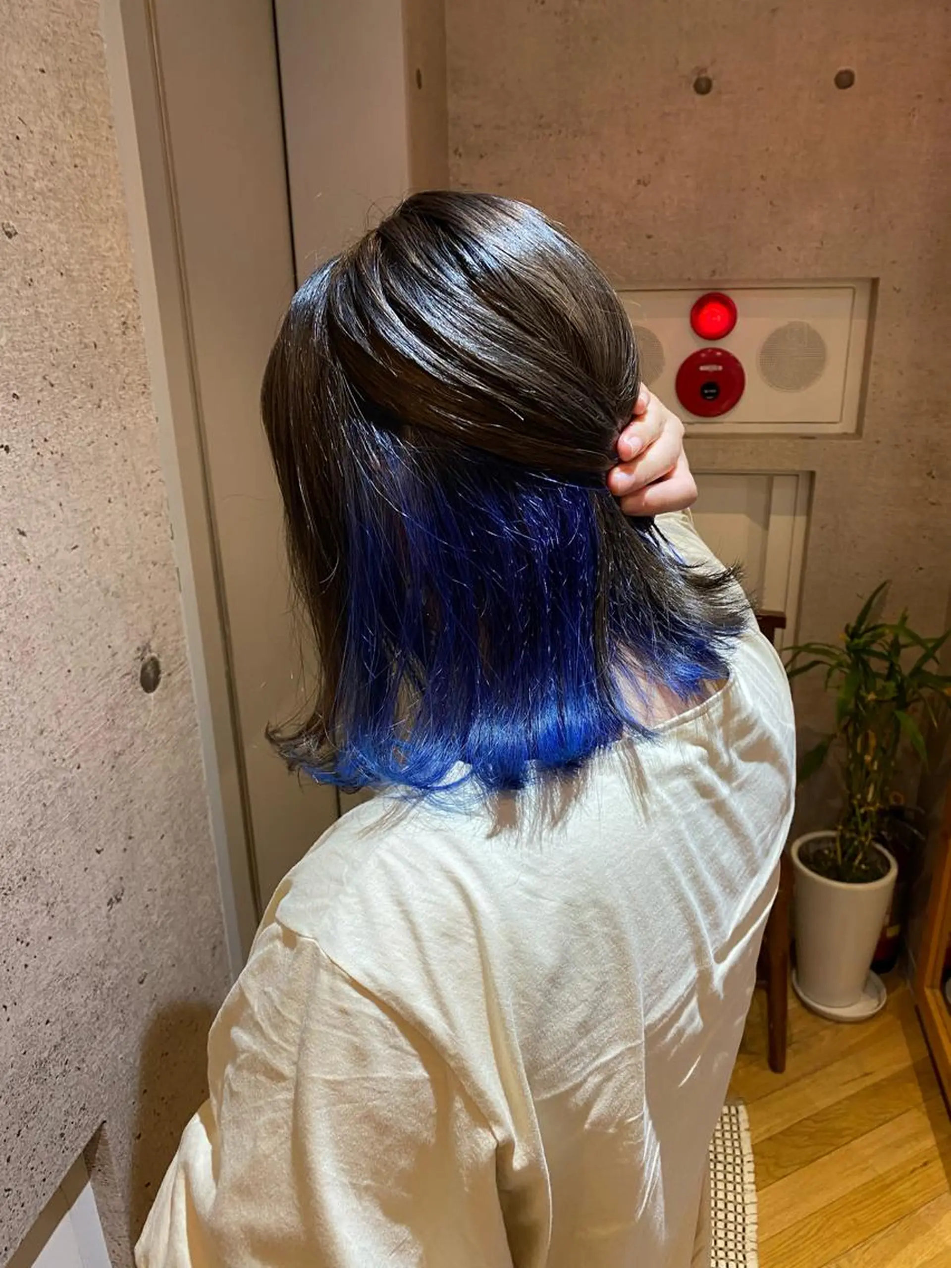 ミディアム カラー Ando Raycoのヘアスタイル