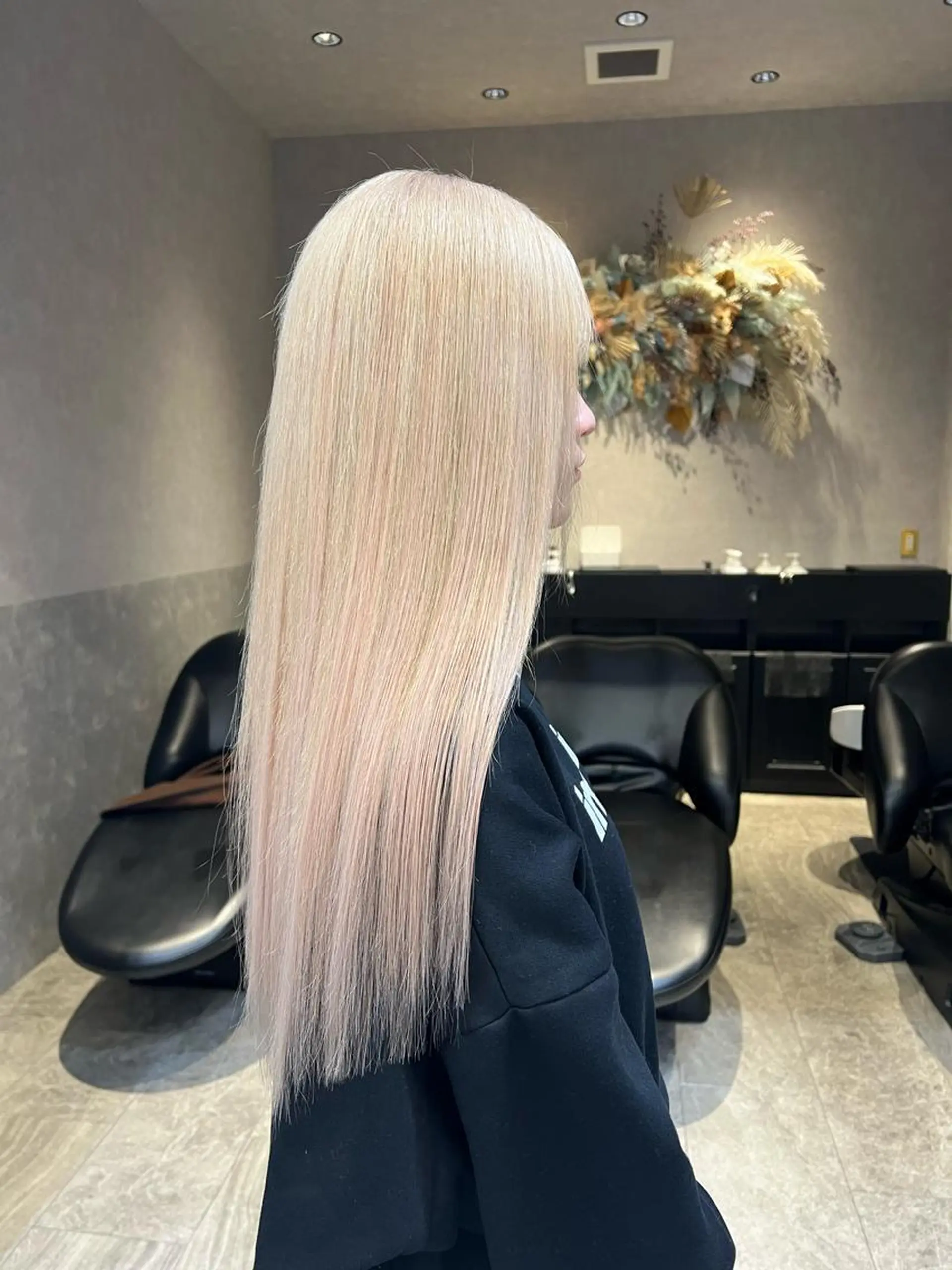 ロング カラー ヘアアレンジ ARIA💎縮毛矯正 ブリーチ💎複雑履歴のヘアスタイル