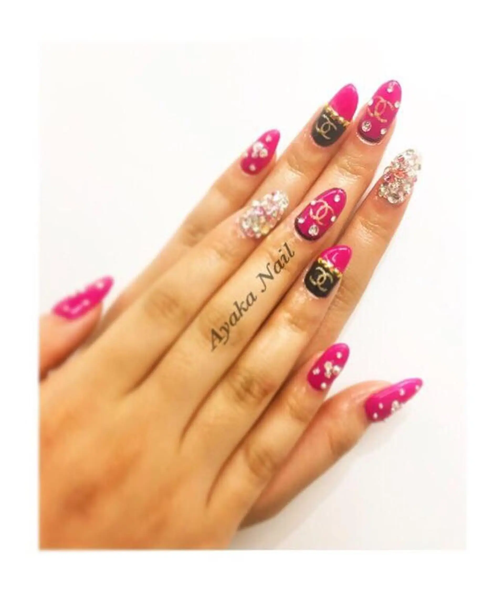 ロング カラー ネイル ハンドネイル ëmma nail_ by chulaのネイルデザイン