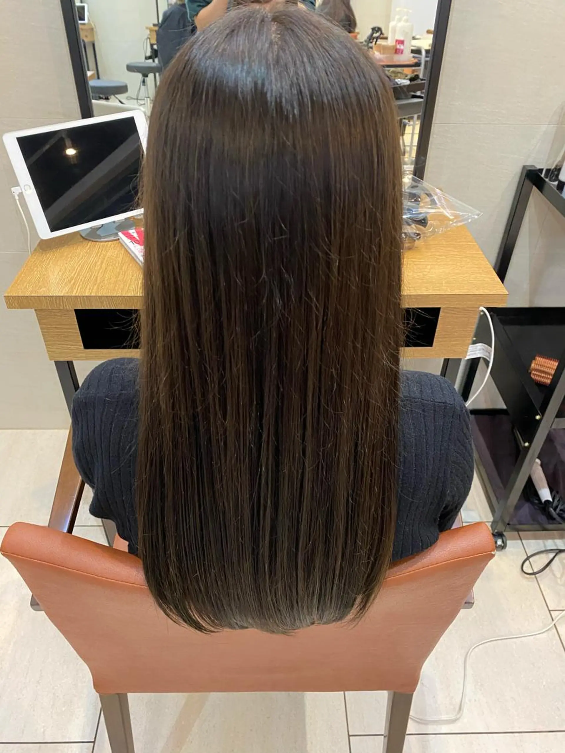 ロング カラー ロング トリートメント あやめ【顔まわり/レ イヤー/柔らかカラ】のヘアスタイル