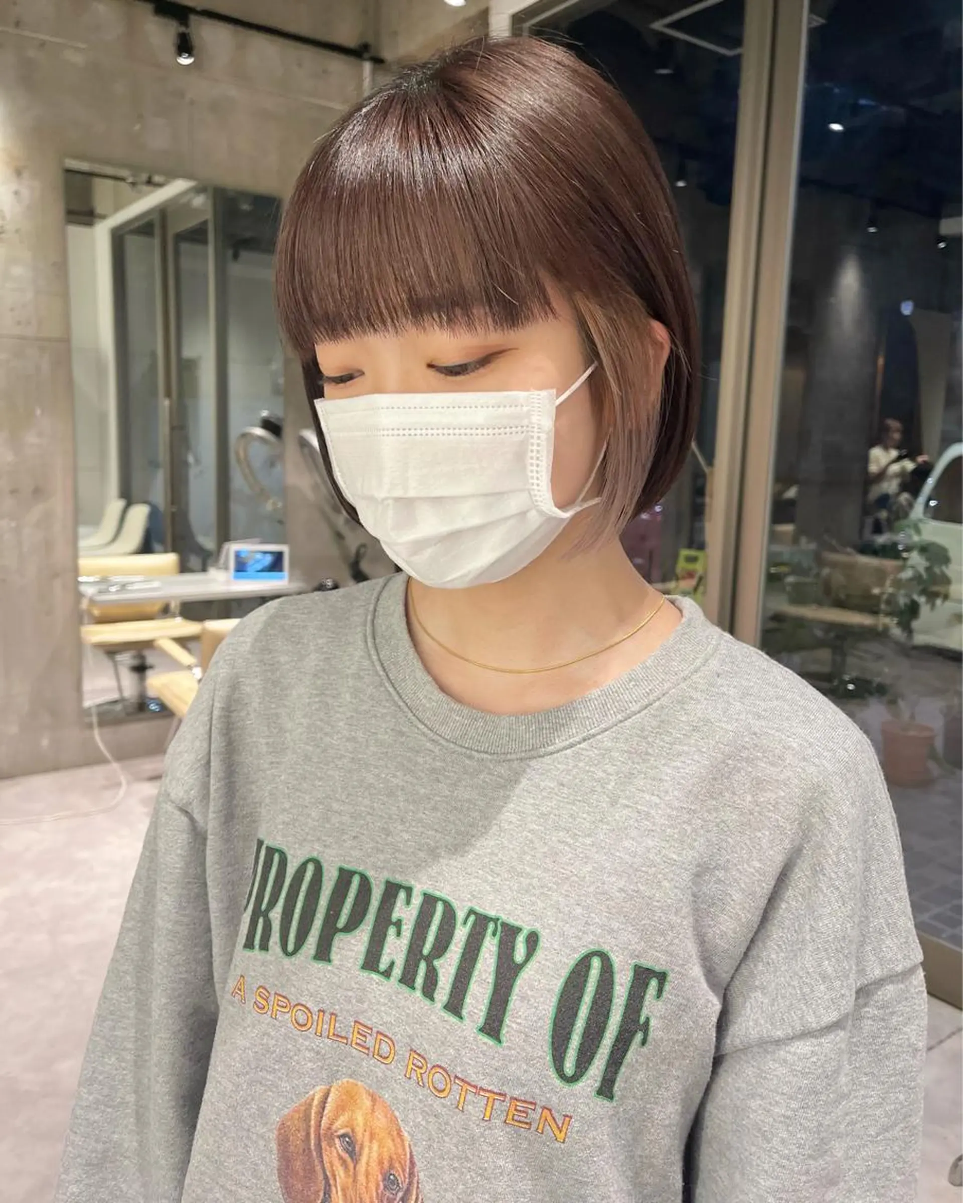 ミディアム カラー イヤリングカラー ボブ iLi所属・iLi 《イリ》のヘアスタイル