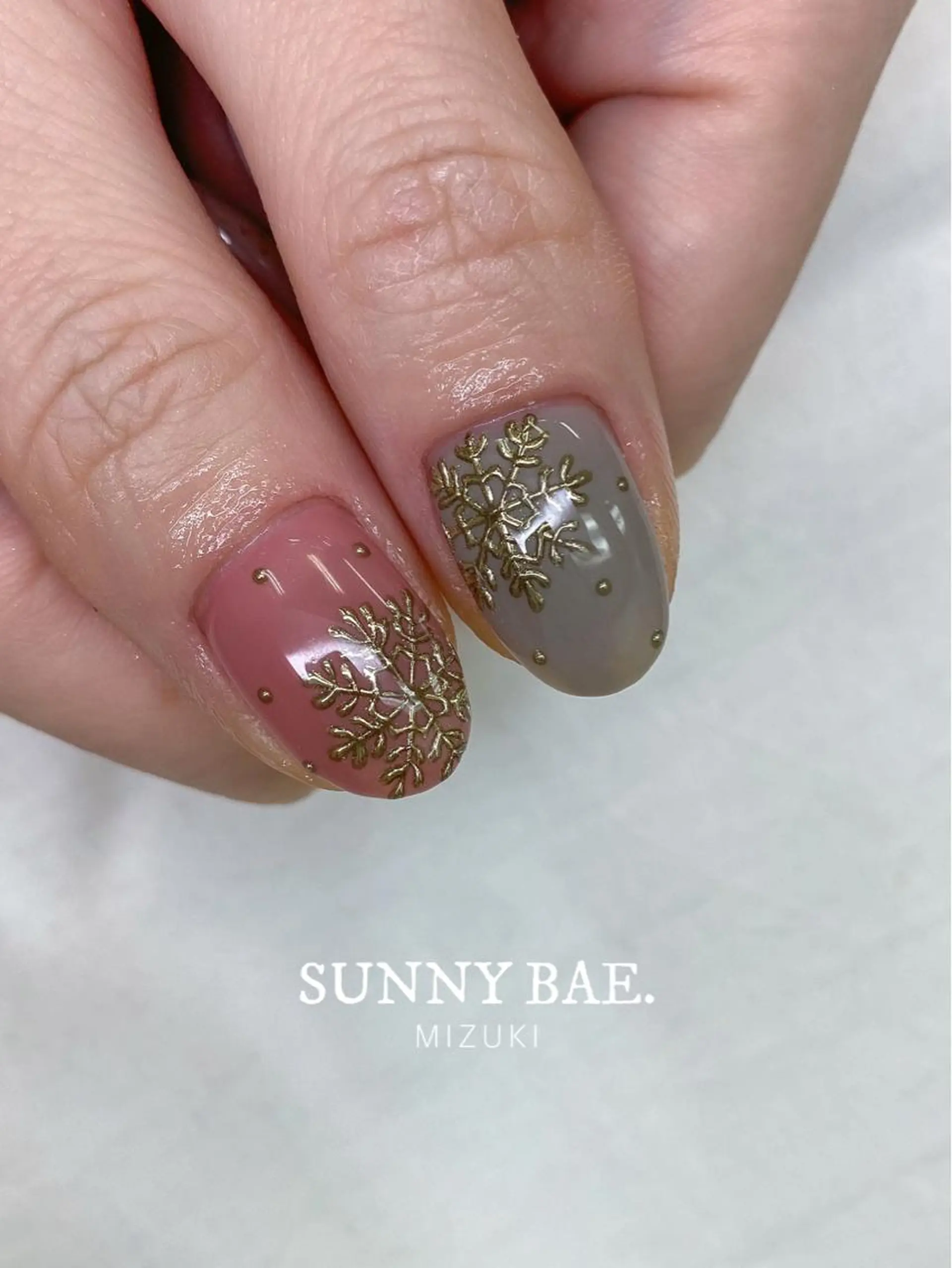 ネイル ミラーネイル 冬ネイル SUNNY BAE. 🌼MIZUKIのネイルデザイン