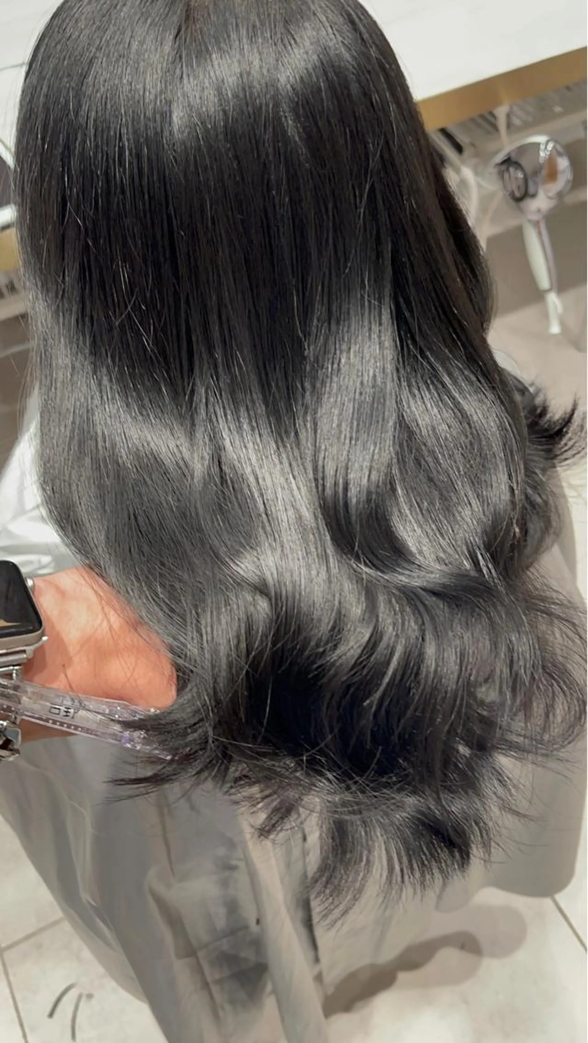 ロング カラー アッシュ ベージュカラー 黒髪 ブリーチ ブルーカラー 顔周り特化/韓国ヘア /レイヤー/吉野幸大のヘアスタイル